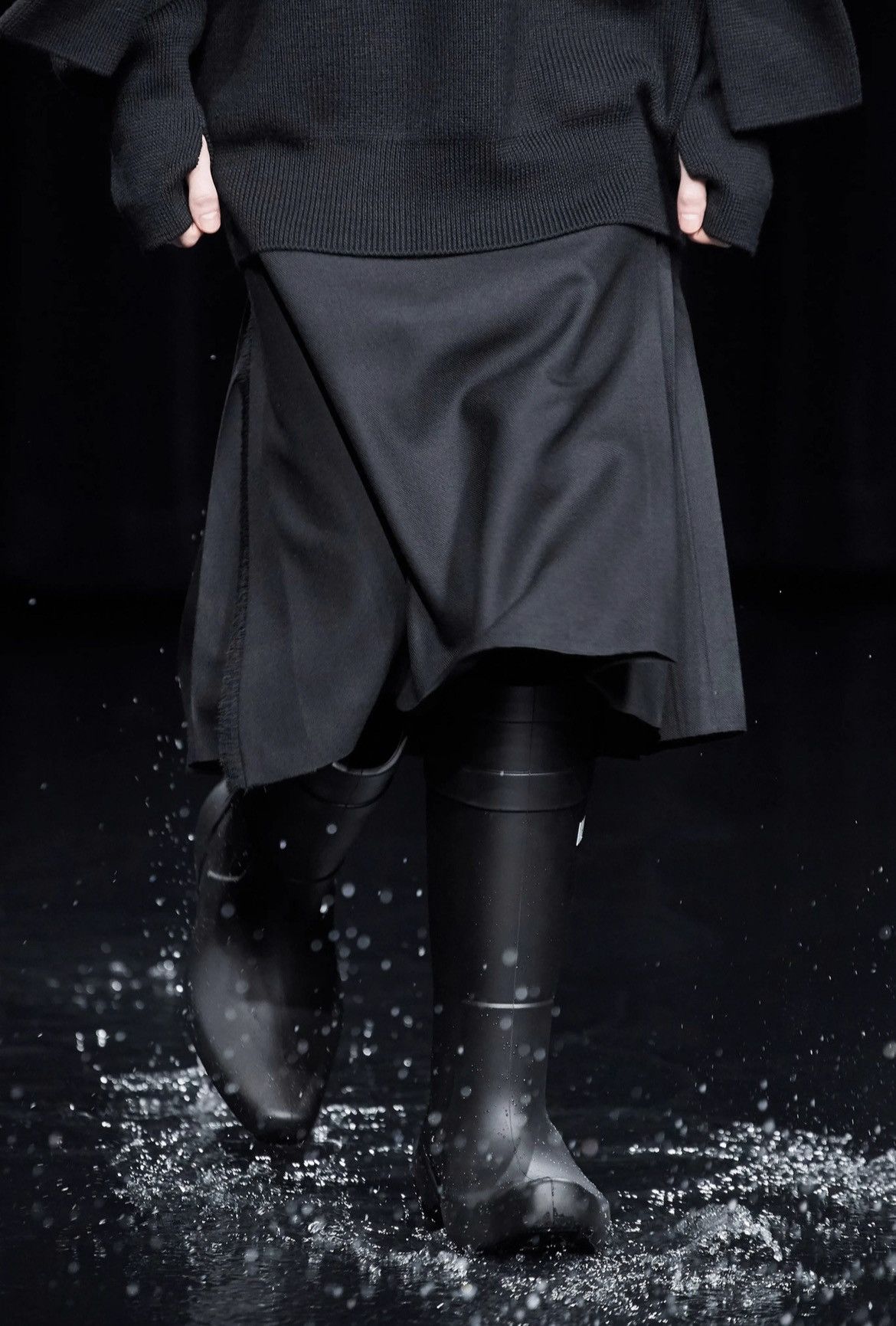 Balenciaga AW20 Wool Pleated Kilt Size US 28 / EU 44 - 1 Thumbnail