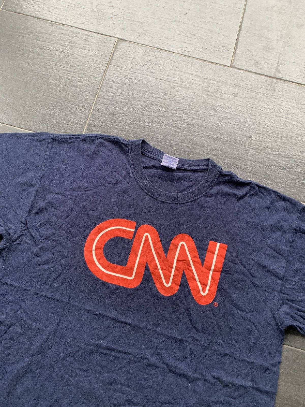Vintage Vintage CNN T- Shirt Size US XL / EU 56 / 4 - 2 Thumbnail