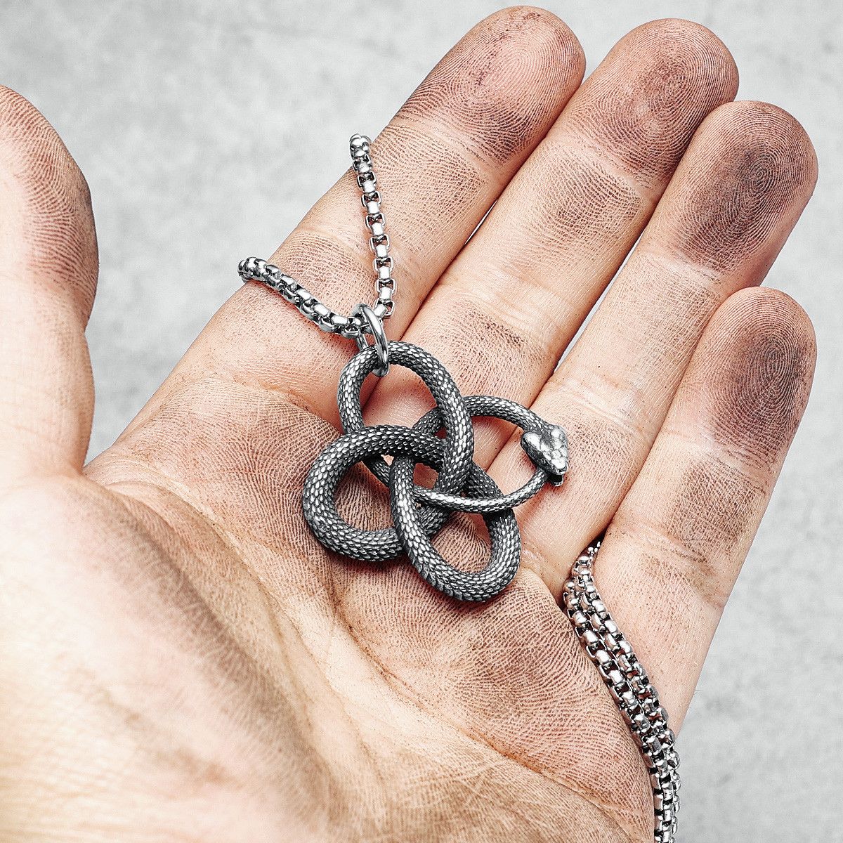 Jewelry Geometry Snake Pendant Necklace Size ONE SIZE - 1 Thumbnail