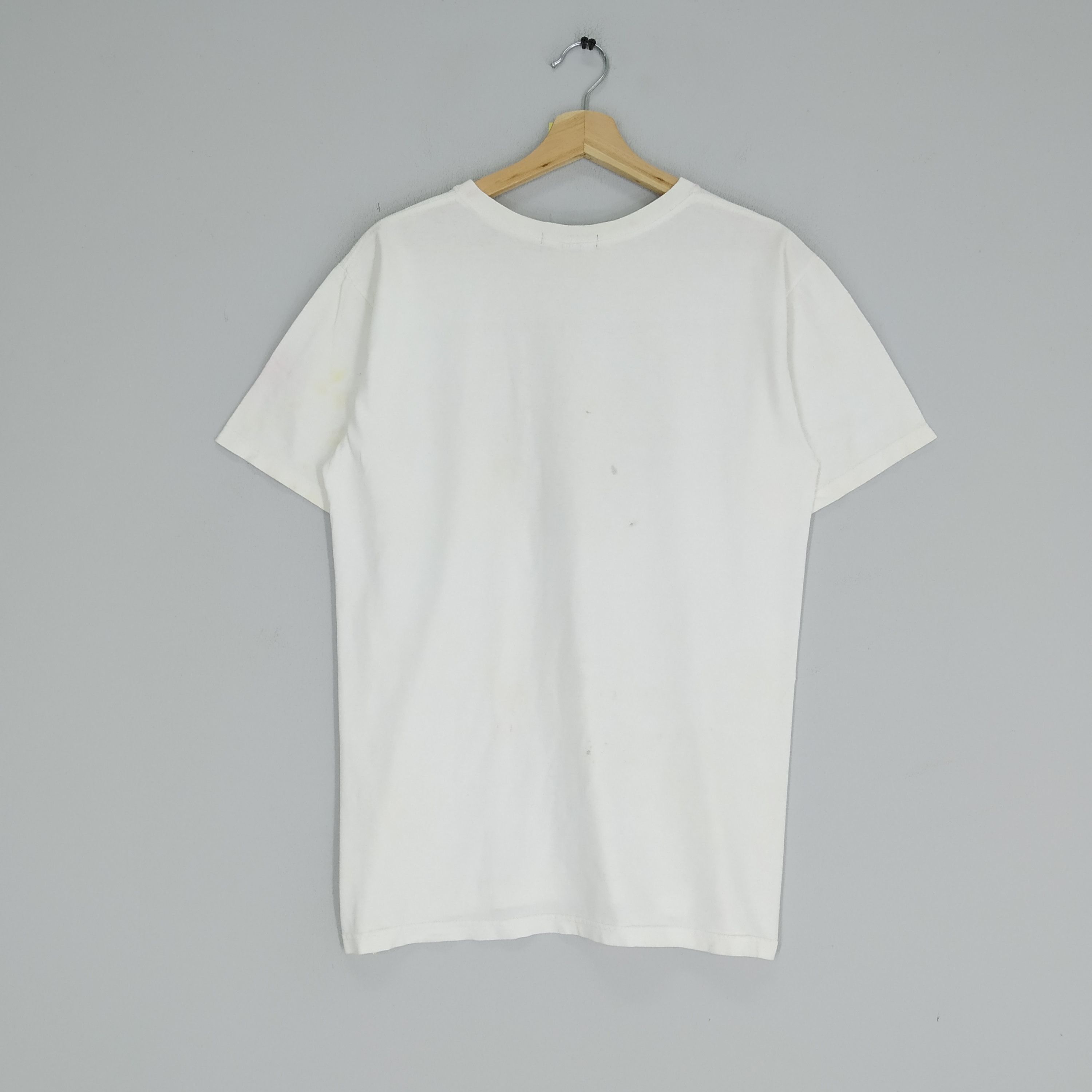 Japanese Brand Vintage Undercover Jun Takahashi Japan Tokyo T-shirt Size US M / EU 48-50 / 2 - 2 Thumbnail