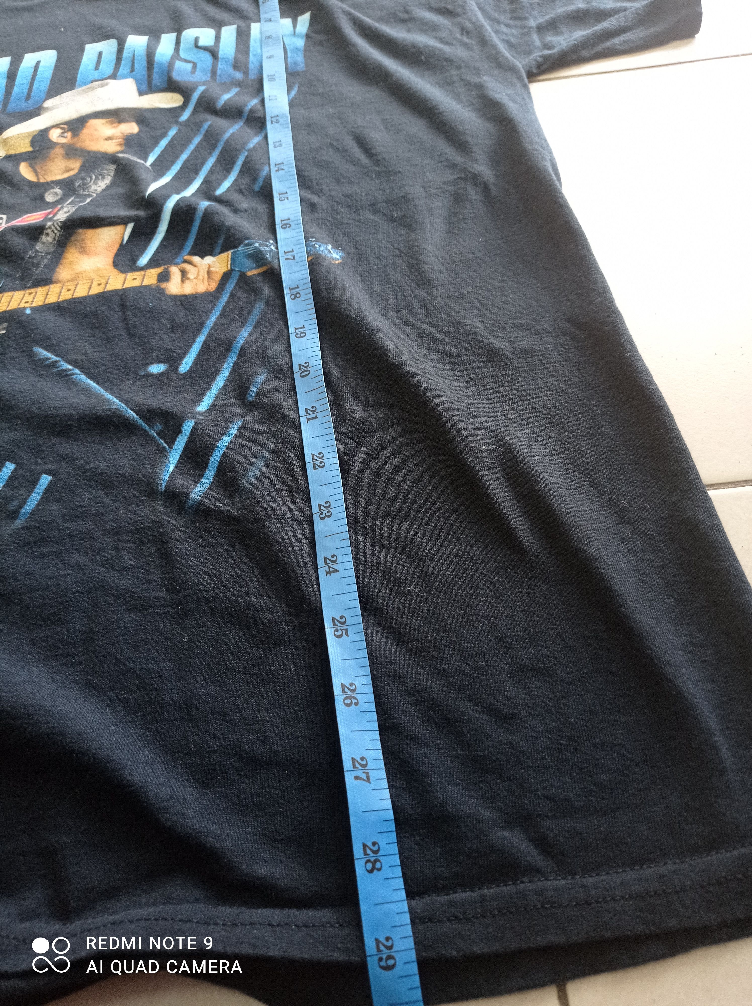 Band Tees VTG Y2k Brad Paisley tee size L🕺 Size US L / EU 52-54 / 3 - 8 Thumbnail