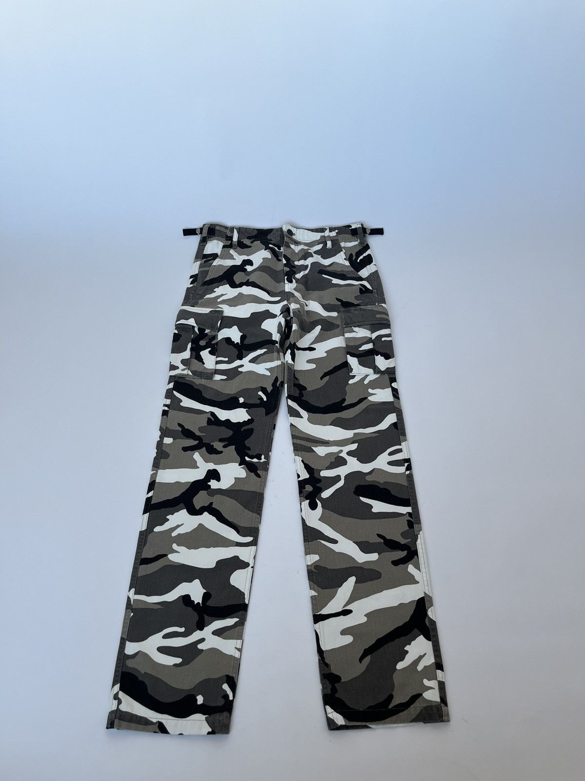 image of Balenciaga Snow Camo Cargo Pants, Men's (Size 30)