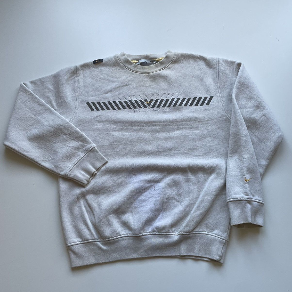 Vintage 2000's Nike Essential outlet Cream Striped Sunfaded Crewneck