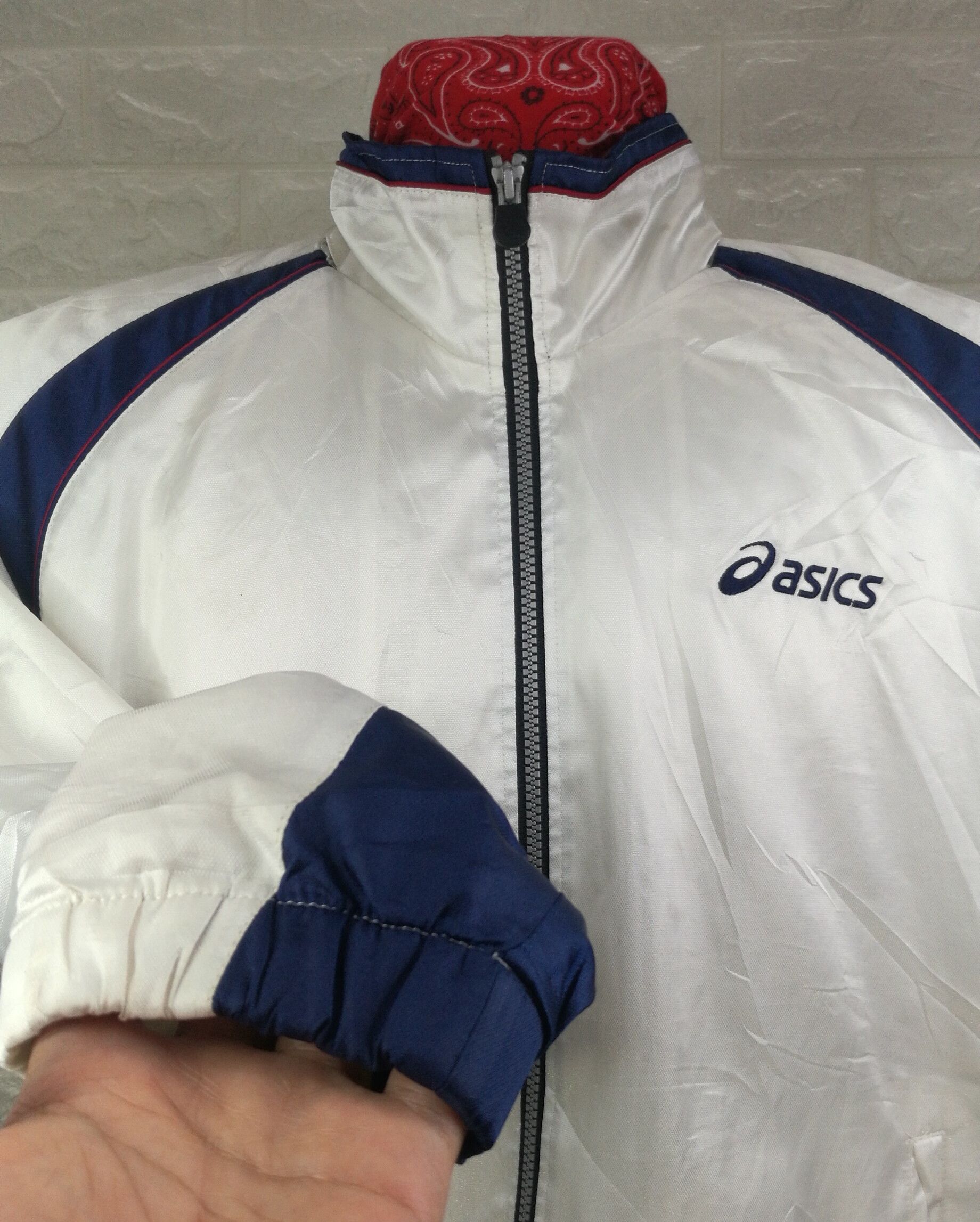 Asics Vintage Asics Sportwear Jacket Size US L / EU 52-54 / 3 - 6 Thumbnail