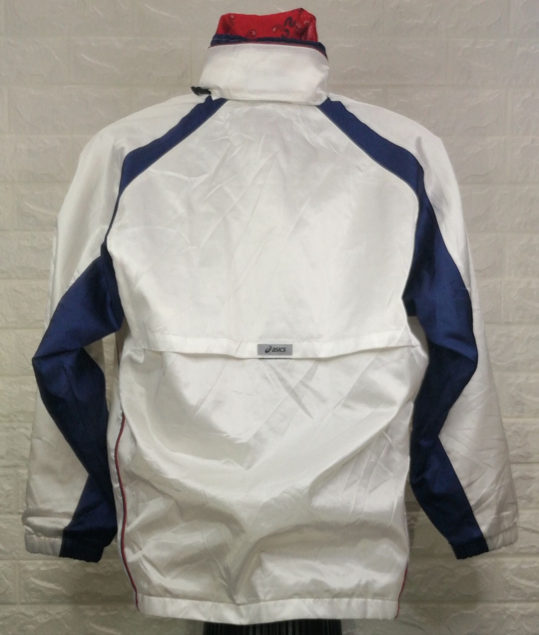 Asics Vintage Asics Sportwear Jacket Size US L / EU 52-54 / 3 - 4 Thumbnail