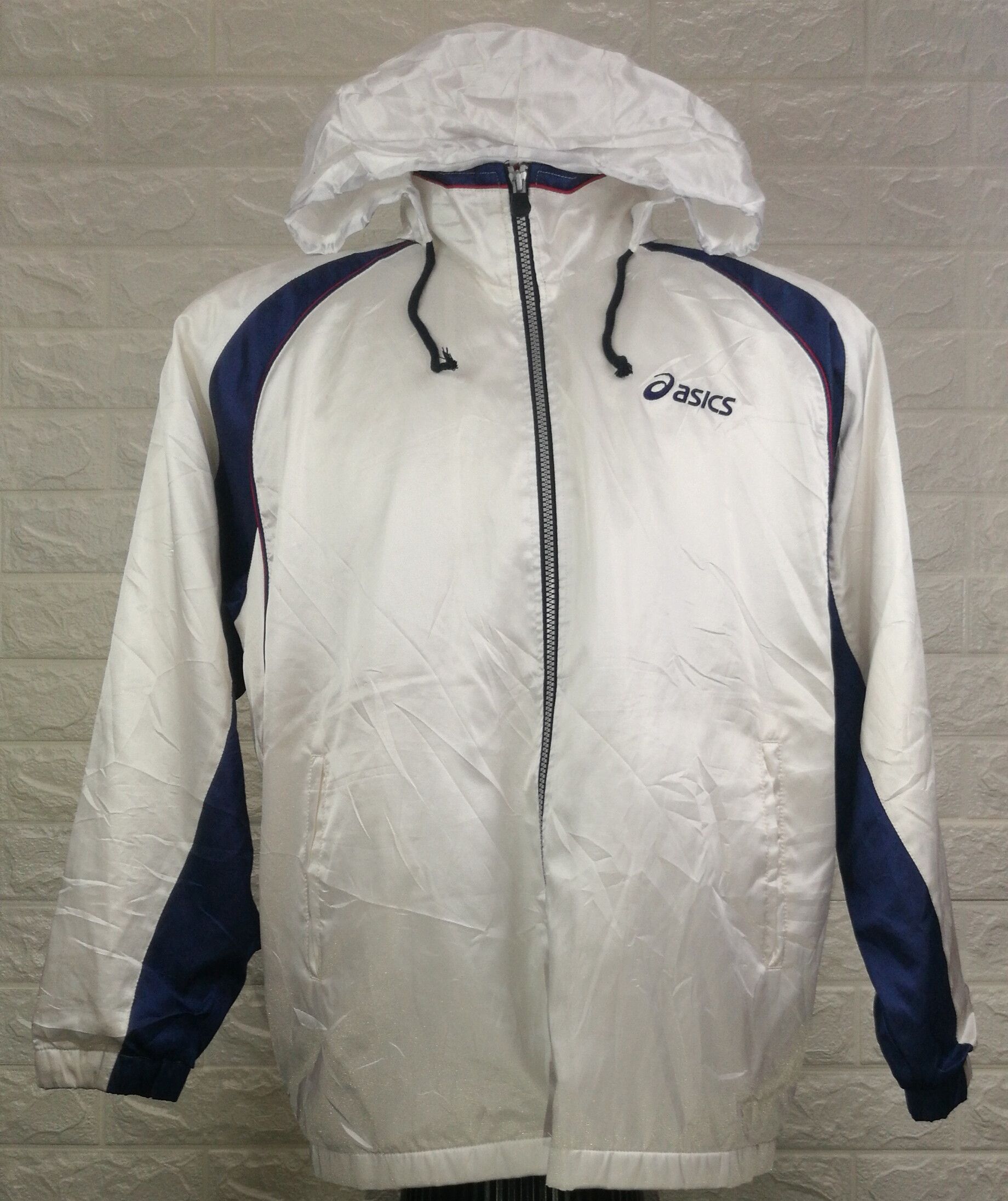 Asics Vintage Asics Sportwear Jacket Size US L / EU 52-54 / 3 - 8 Thumbnail