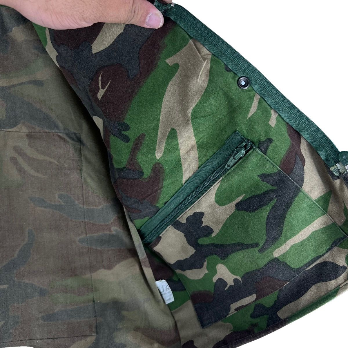 Japanese Brand VINTAGE BLOCKER VEST UTILITY CARGO MULTI POCKET VEST Size US L / EU 52-54 / 3 - 10 Thumbnail