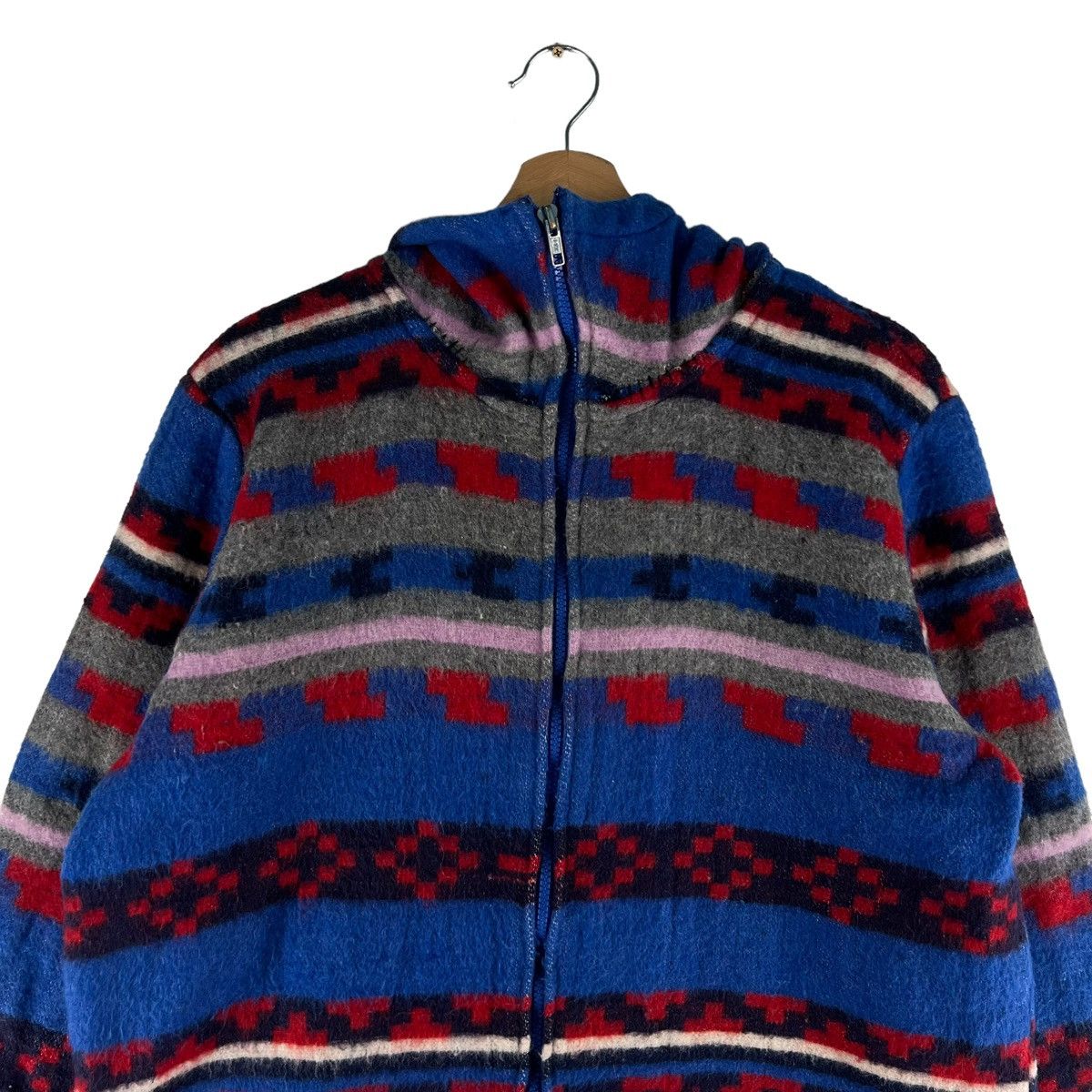 Japanese Brand VINTAGE AMINA CREWNECK SWEATSHIRT NAVAJO AZTEC DESIGN Size US M / EU 48-50 / 2 - 2 Thumbnail