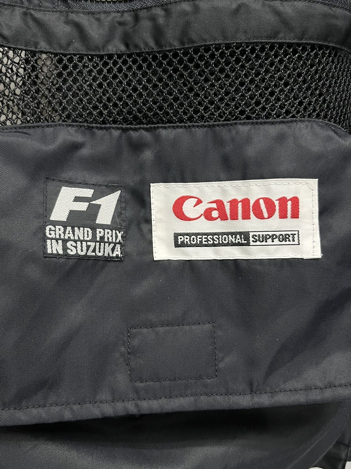 Canon STEAL🔥CANON PROFESSIONAL SUPPORT F1 GRAND PRIX SUZUKA Vest Size US M / EU 48-50 / 2 - 8 Thumbnail