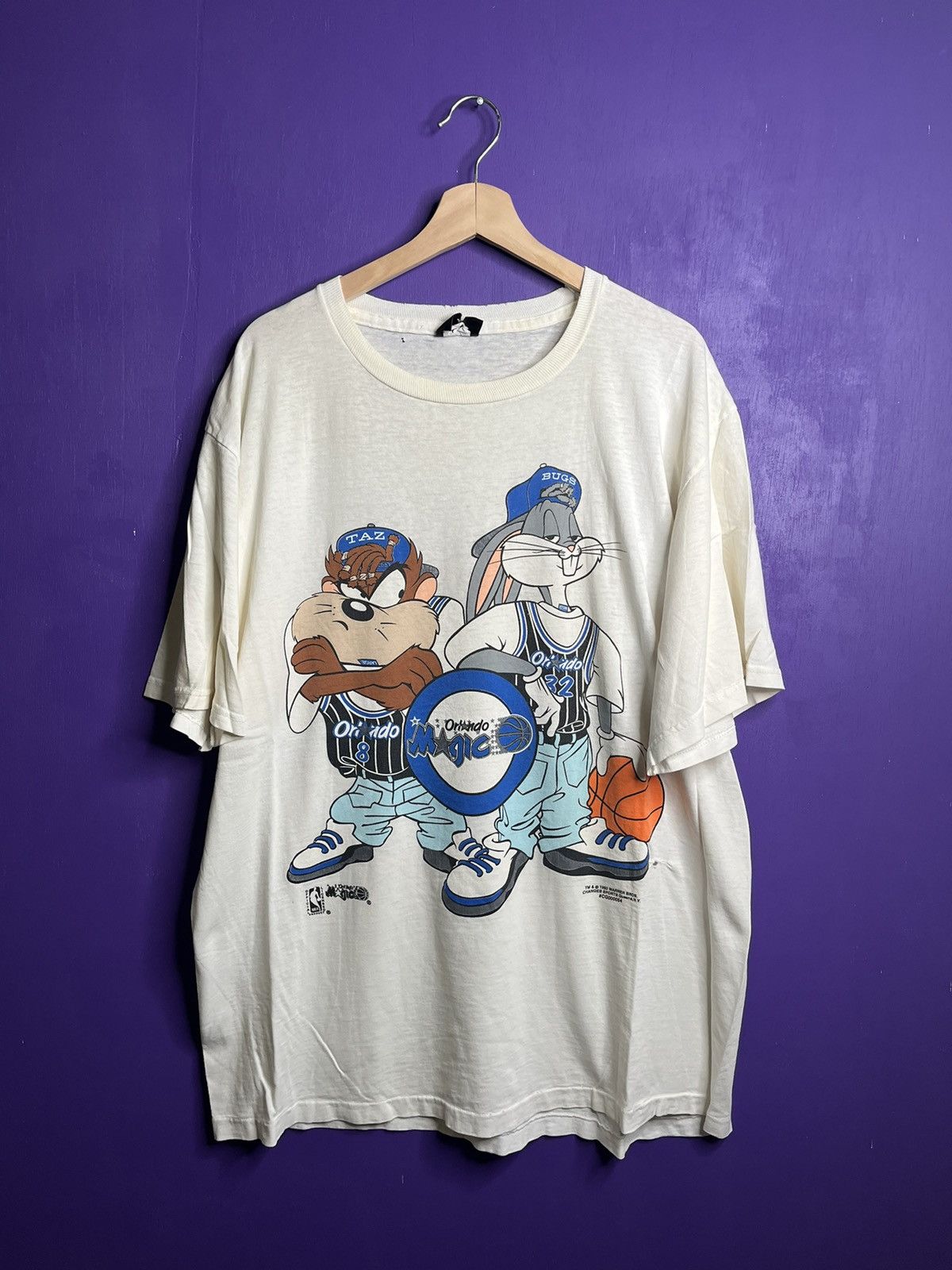 Vintage 90s Looney tunes Orlando Magic t-shirt Short Sleeve T Shirts 