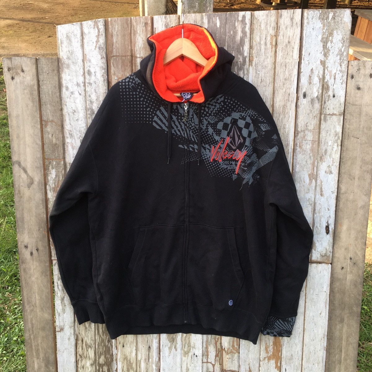 Vintage Vintage Y2K Volcom Skateboard Brand Oversized Hoodie Size US XXL / EU 58 / 5 - 1 Thumbnail