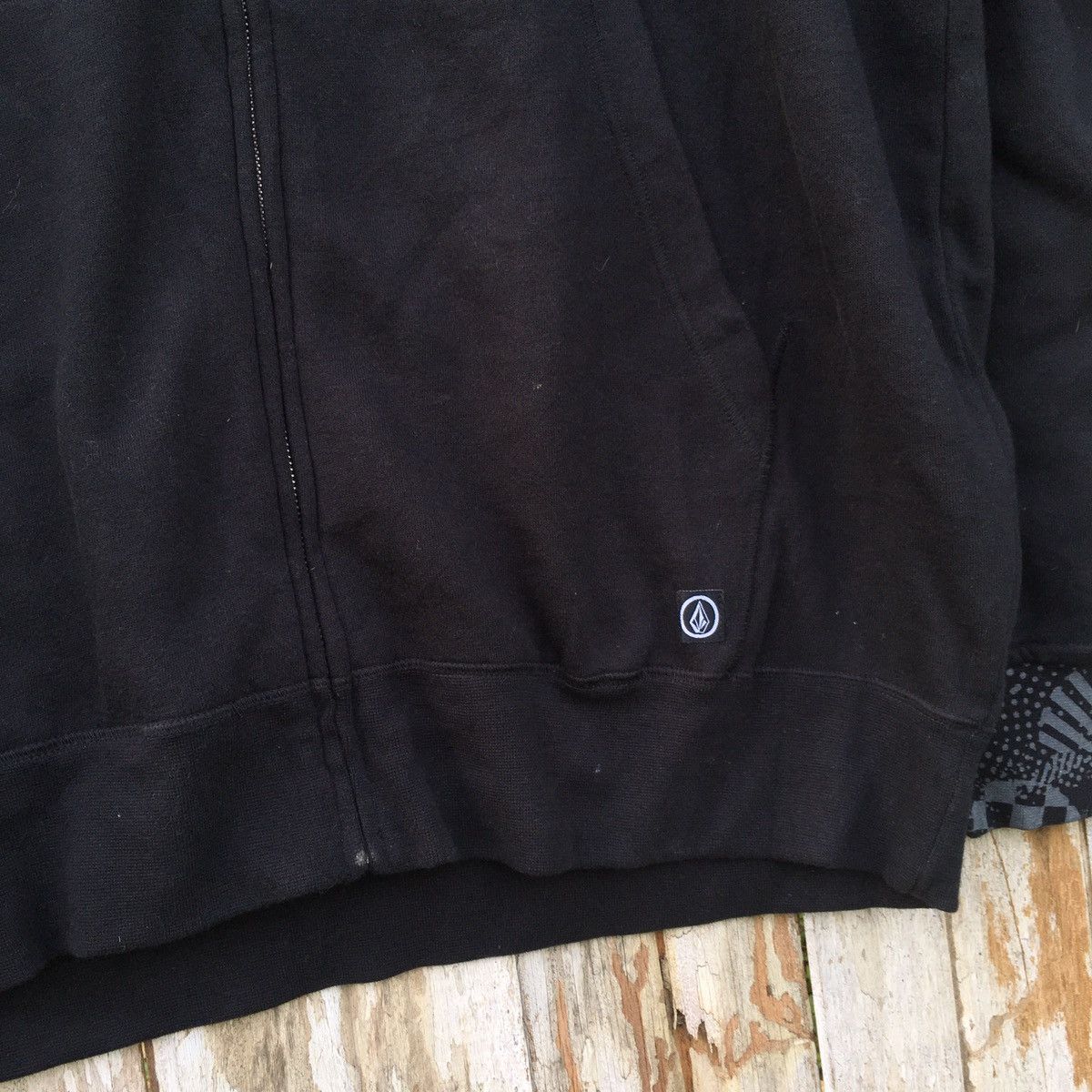 Vintage Vintage Y2K Volcom Skateboard Brand Oversized Hoodie Size US XXL / EU 58 / 5 - 5 Thumbnail