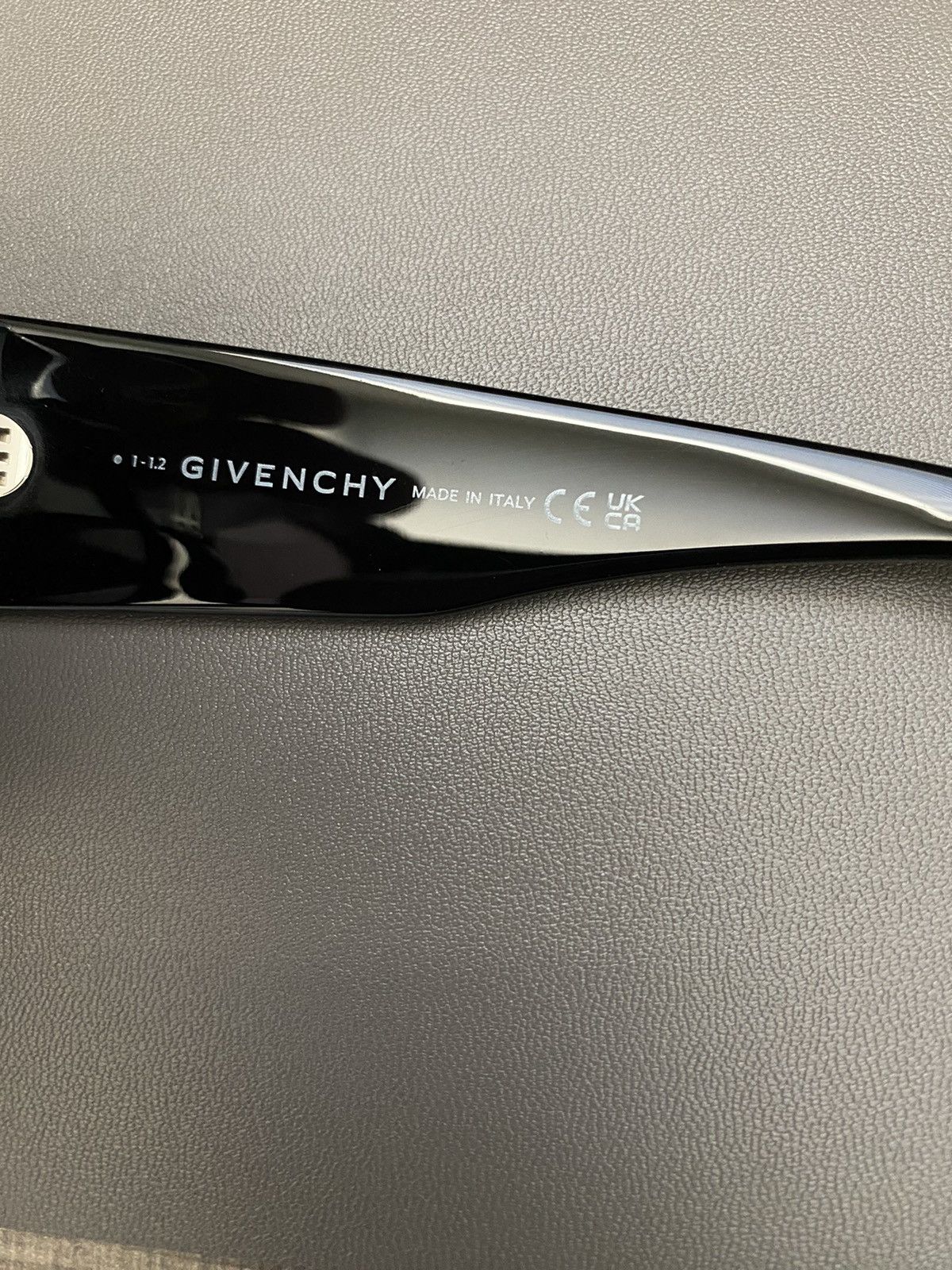 Givenchy Givenchy 4G Logo Oval Sunglasses Size ONE SIZE - 10 Thumbnail