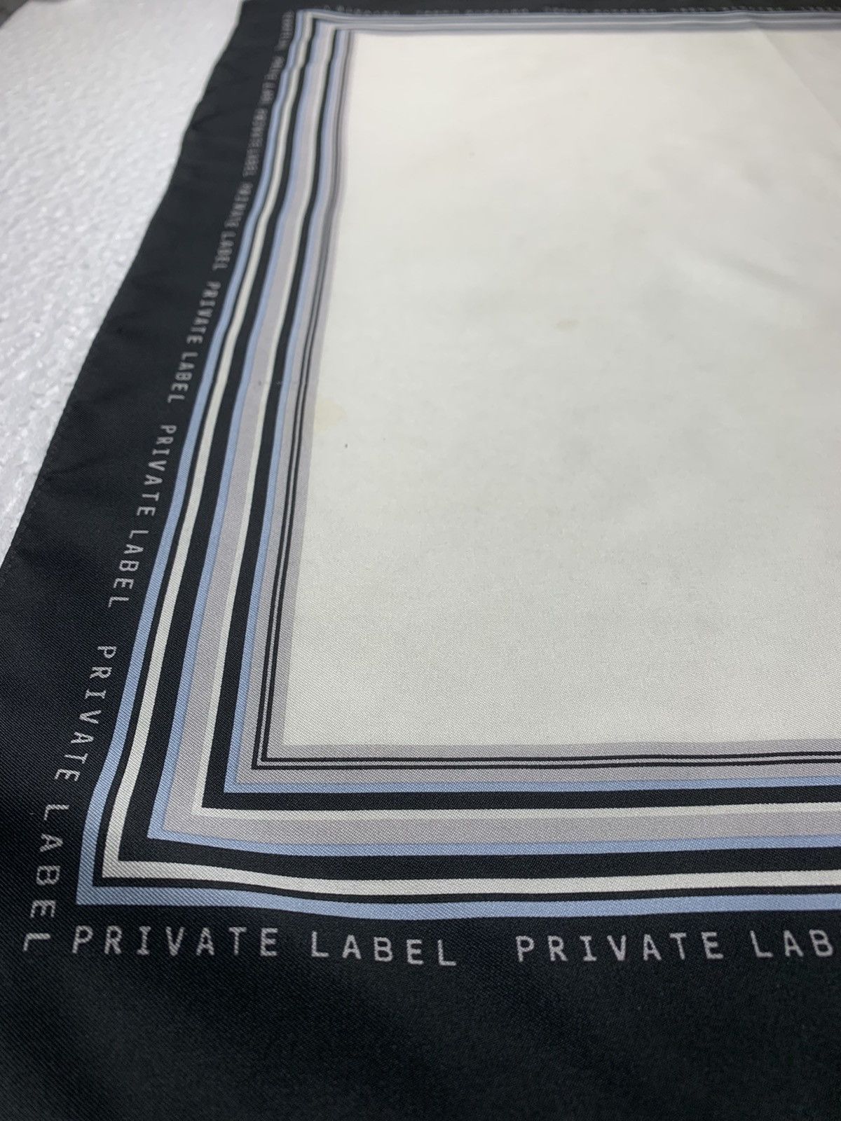 Japanese Brand PRIVATE LABEL HANDKERCHIEF NECKERCHIEF BANDANA Size ONE SIZE - 4 Thumbnail