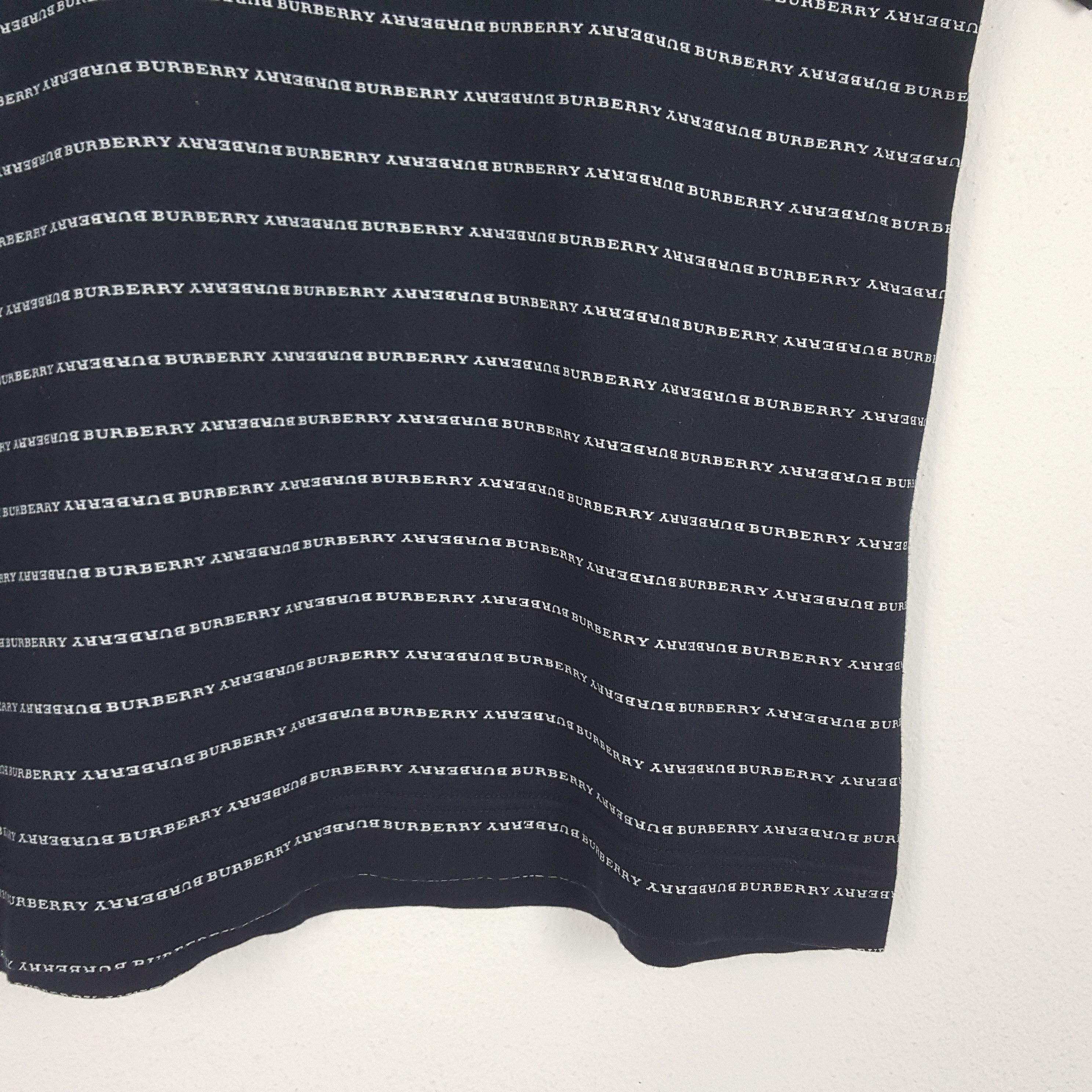 Burberry × Vintage Vintage BURBERRY spell out full print t-shirt Size US M / EU 48-50 / 2 - 6 Thumbnail
