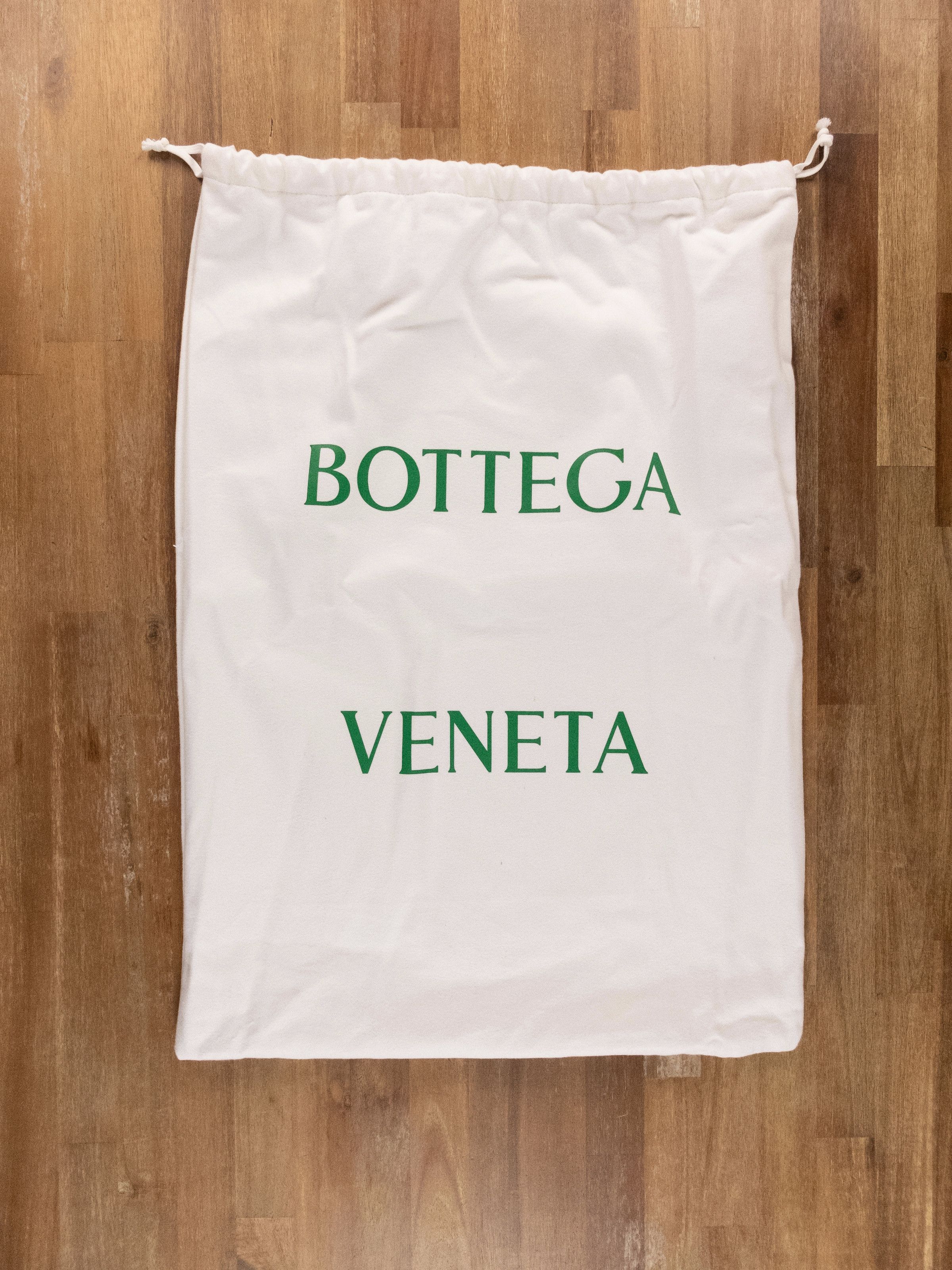 Bottega Veneta BOTTEGA VENETA The Fringe black leather pouch shoulder bag Size ONE SIZE - 14 Thumbnail