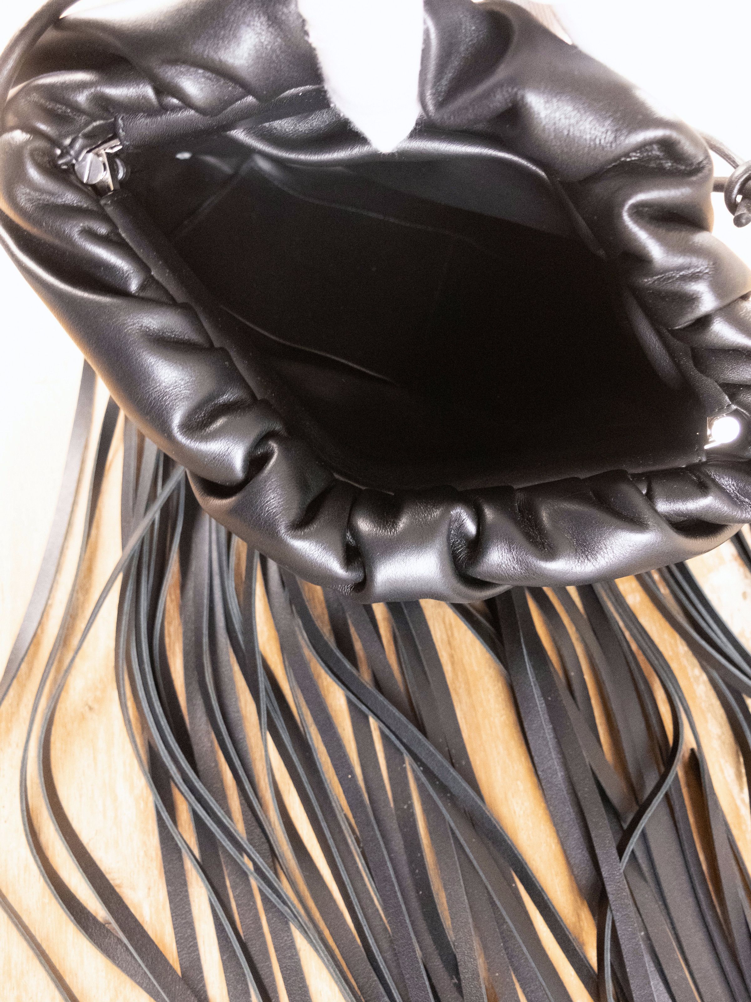 Bottega Veneta BOTTEGA VENETA The Fringe black leather pouch shoulder bag Size ONE SIZE - 10 Thumbnail