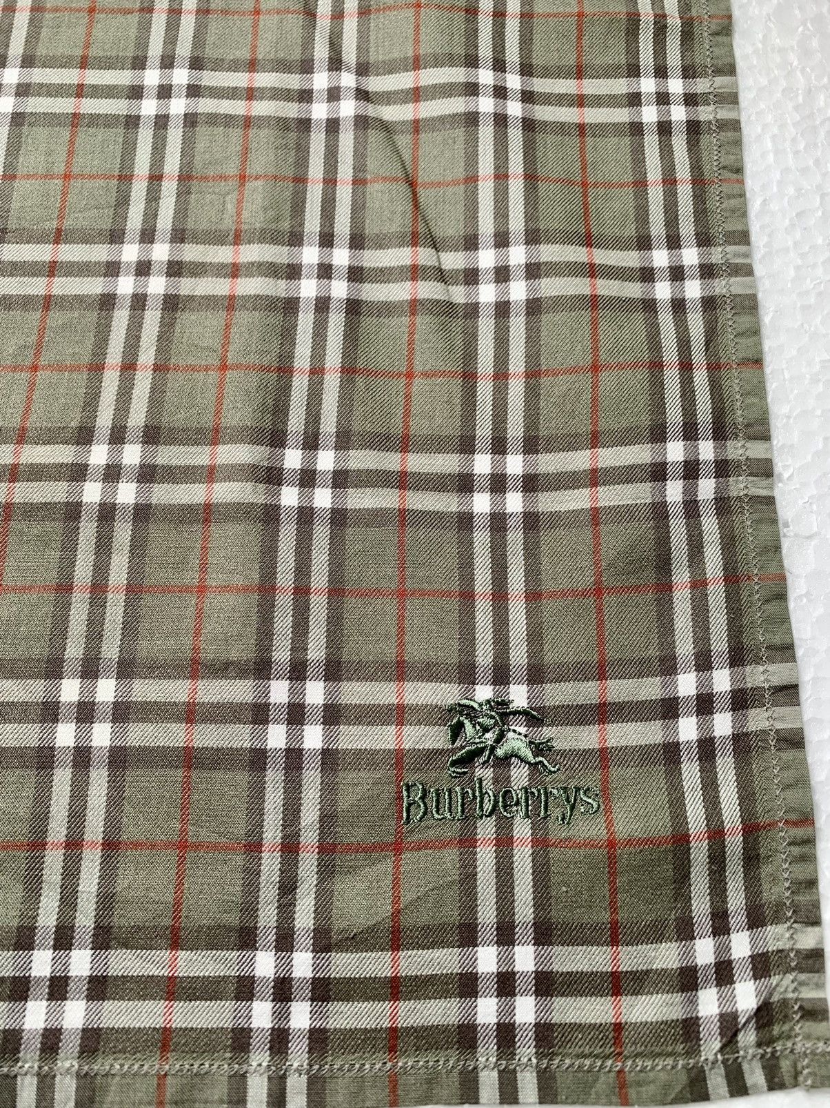 Burberry Burberrys Handkerchief / Neckerchief / Bandana Size ONE SIZE - 2 Thumbnail
