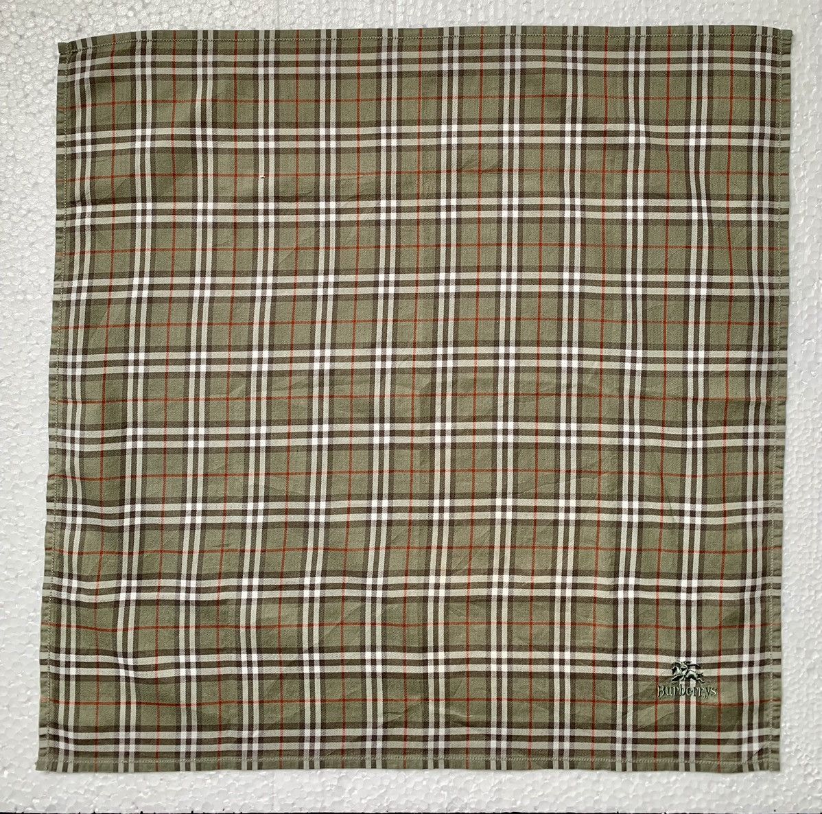 Burberry Burberrys Handkerchief / Neckerchief / Bandana Size ONE SIZE - 3 Thumbnail