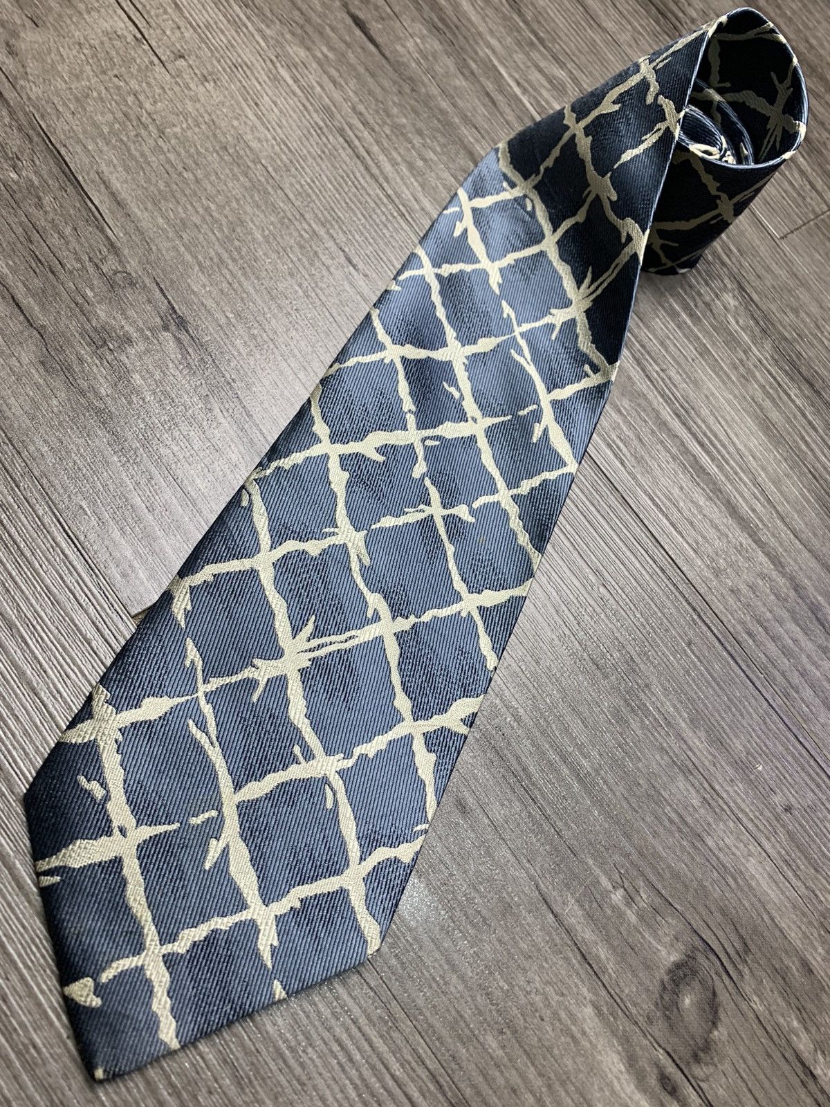 Yves Saint Laurent Yves Saint Laurent Necktie / Tie Size ONE SIZE - 2 Thumbnail
