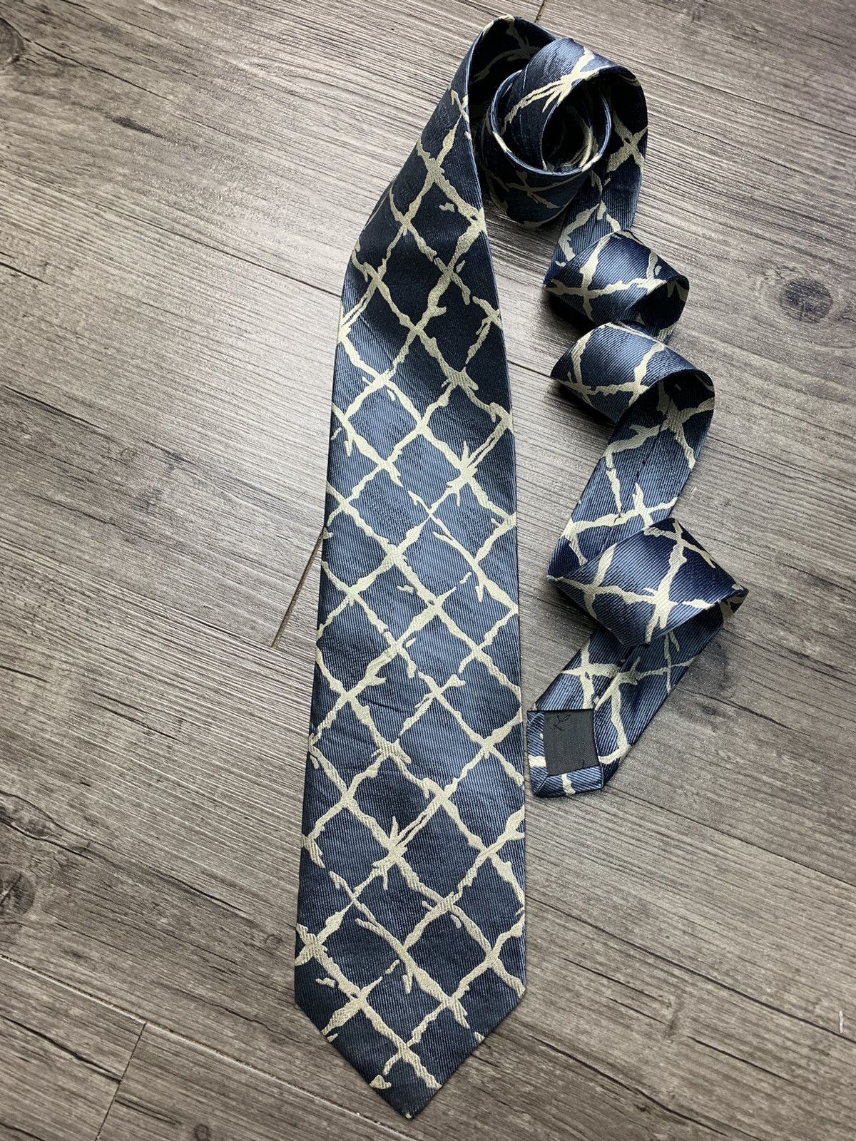 Yves Saint Laurent Yves Saint Laurent Necktie / Tie Size ONE SIZE - 5 Thumbnail