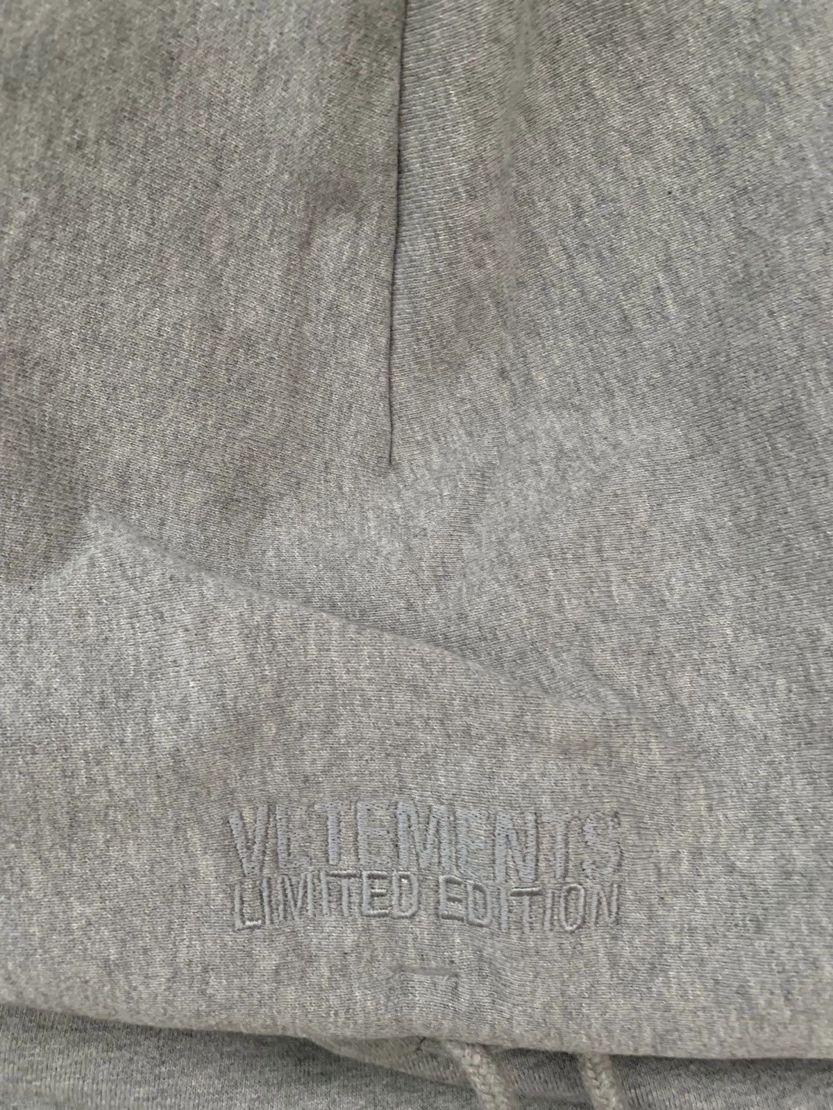 Vetements Vetements 4 every one hoodie Size US M / EU 48-50 / 2 - 6 Thumbnail