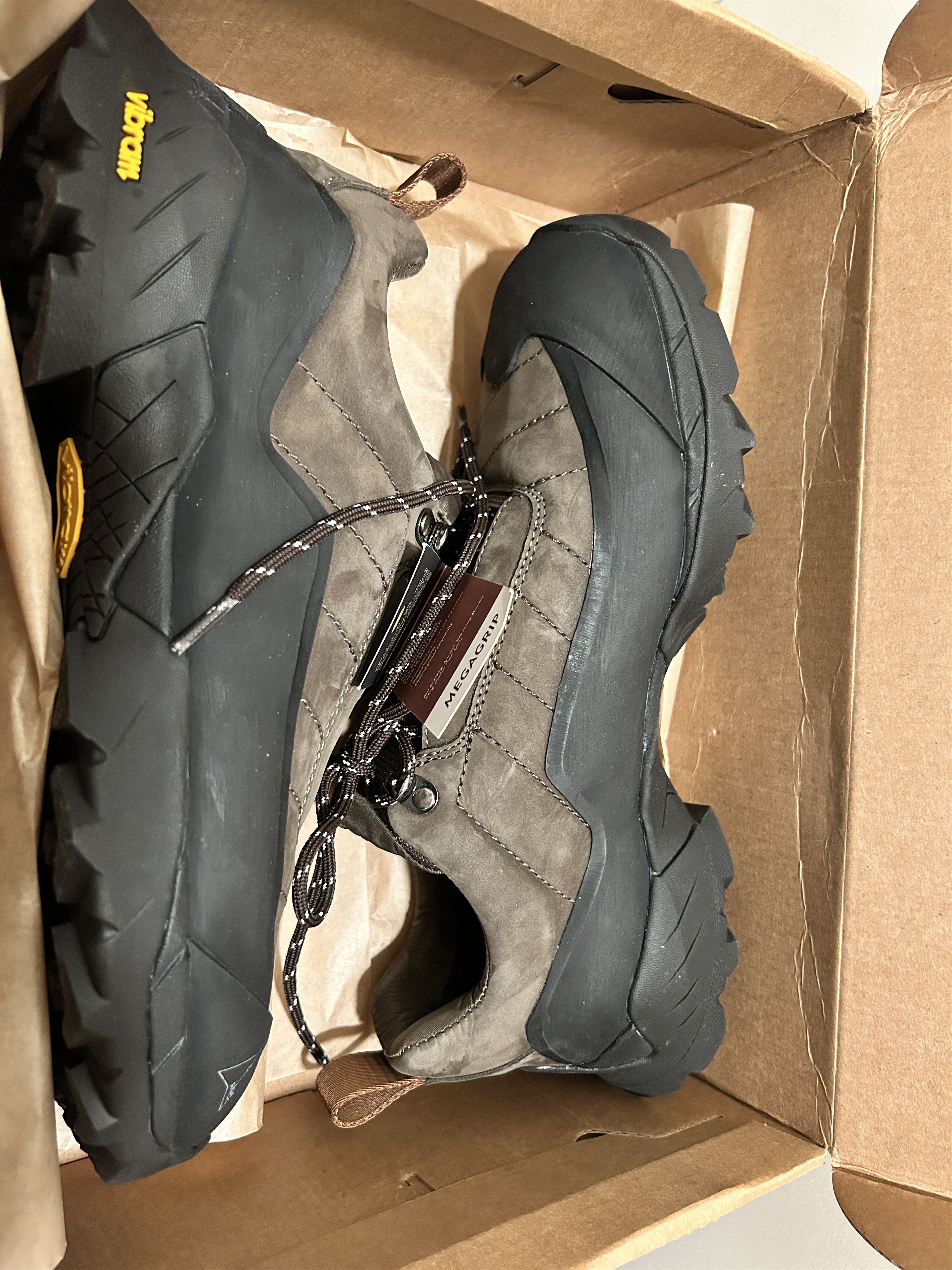 ROA Roa Katharina hiking boot sneakers Brown vibram size US 10 Size US 10 / EU 43 - 5 Thumbnail