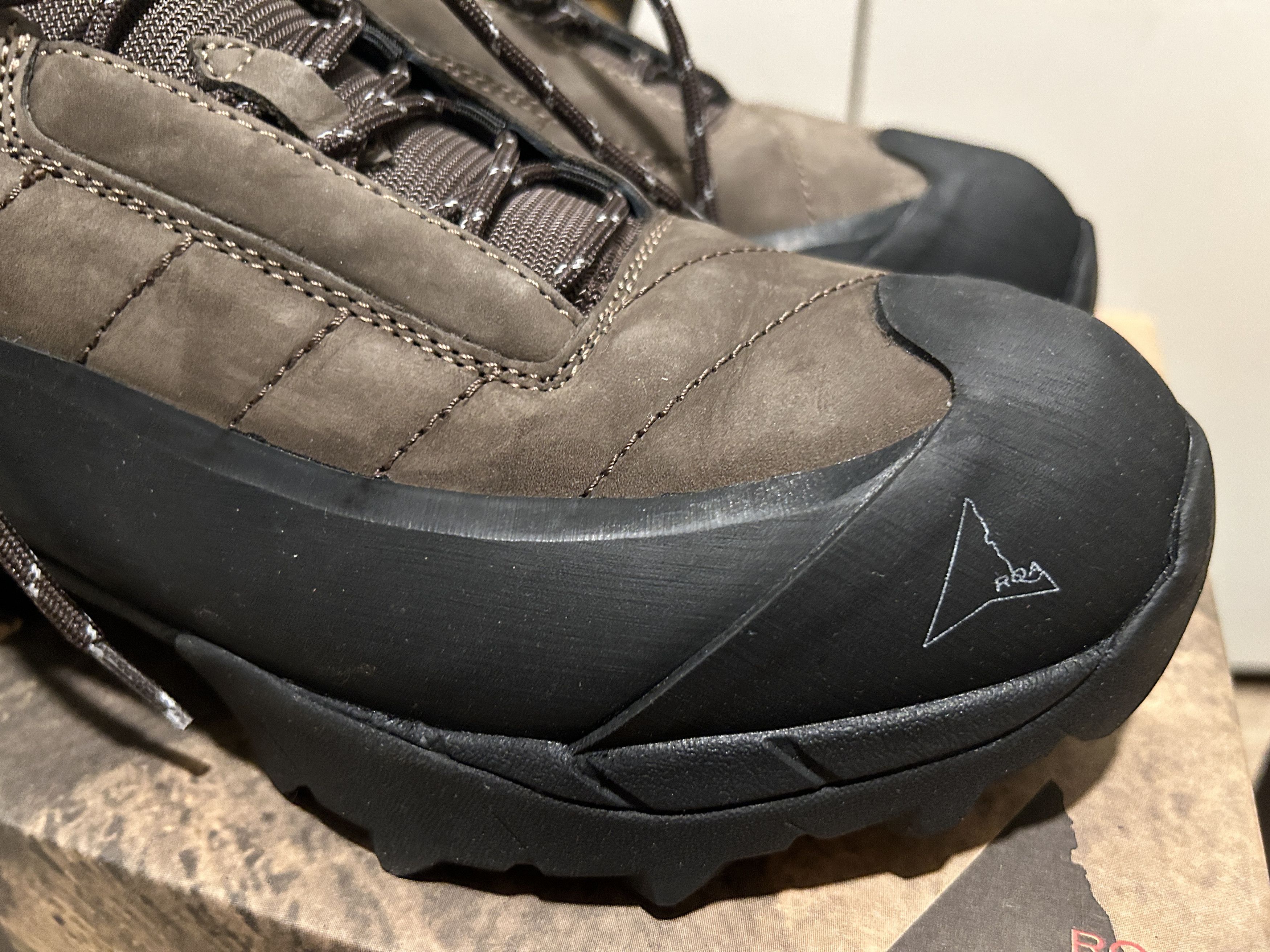 ROA Roa Katharina hiking boot sneakers Brown vibram size US 10 Size US 10 / EU 43 - 7 Thumbnail