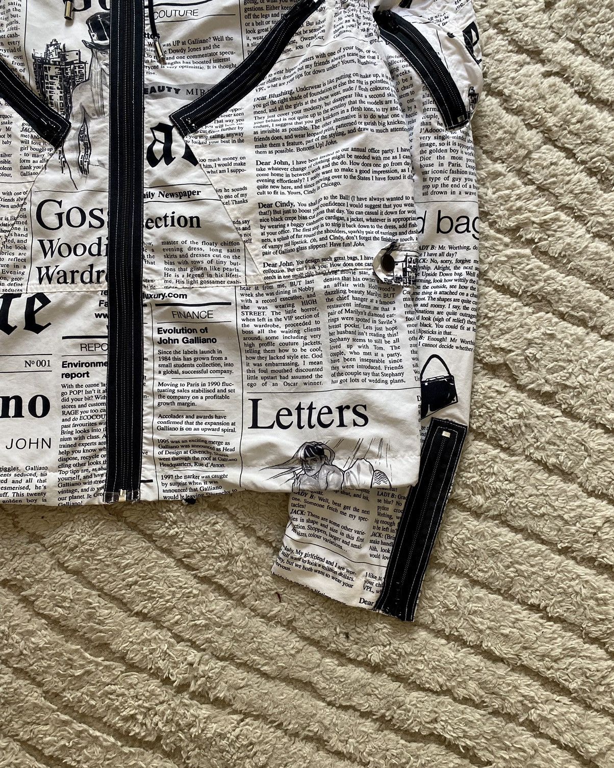 Vintage 00’s John Galliano Newspaper Rain Coat Size US S / EU 44-46 / 1 - 5 Thumbnail