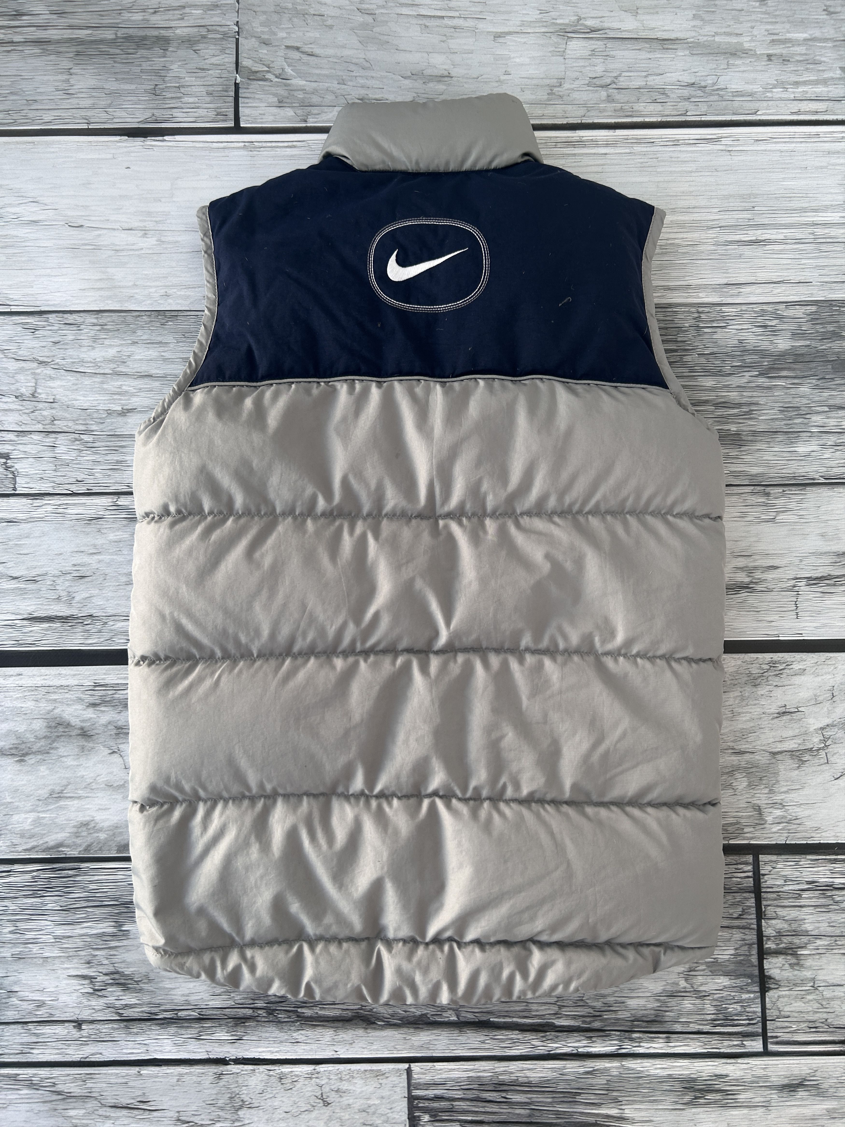 Nike × Vintage Vintage Streetwear Nike Vest 90s Size US S / EU 44-46 / 1 - 1 Thumbnail