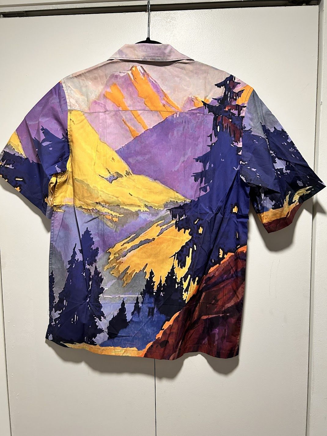 Prada landscape mountain popline collar camp bowling Abstract Size US L / EU 52-54 / 3 - 8 Thumbnail