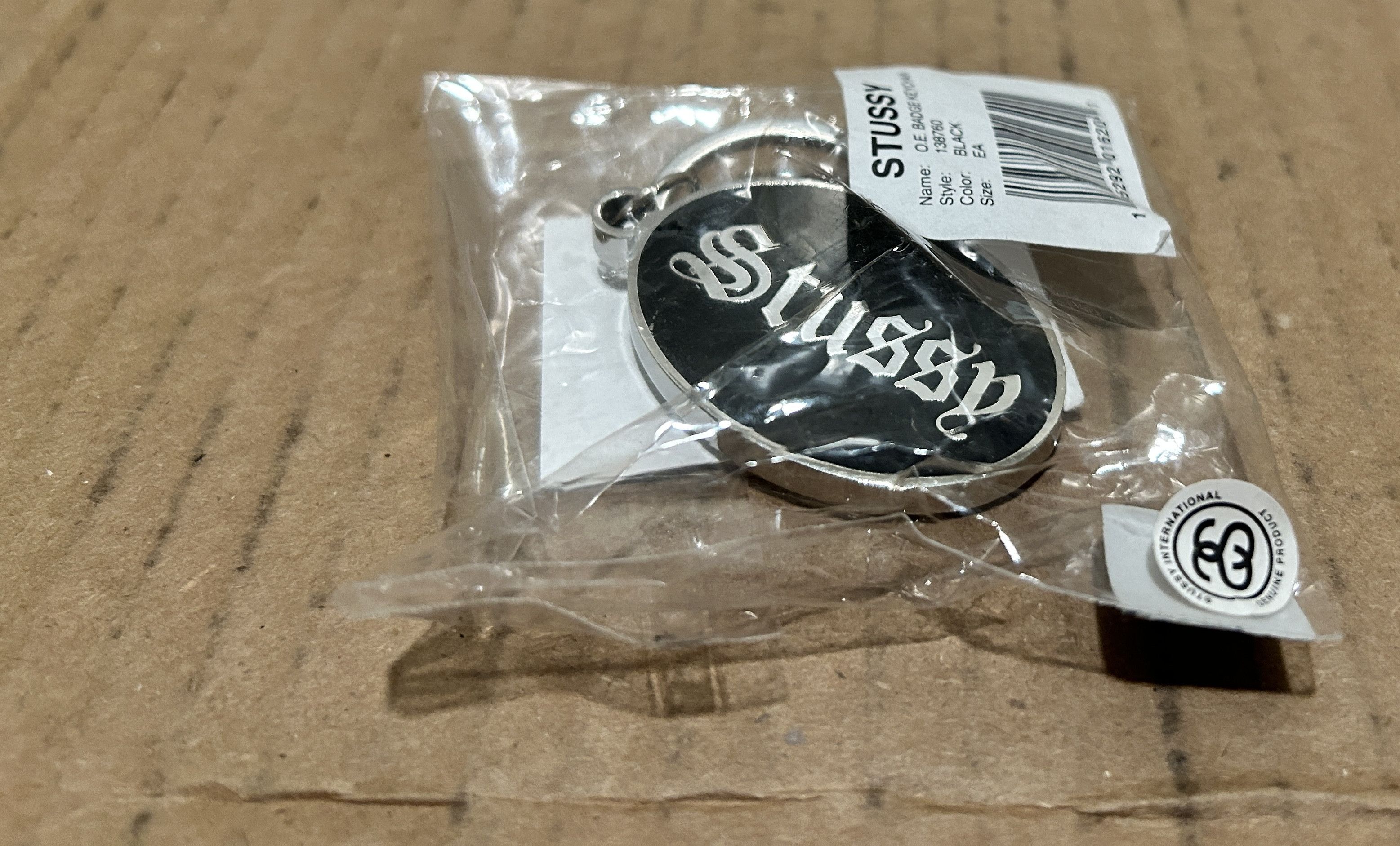 Stussy STUSSY O.E KEYCHAIN ​​badge Size ONE SIZE - 2 Thumbnail