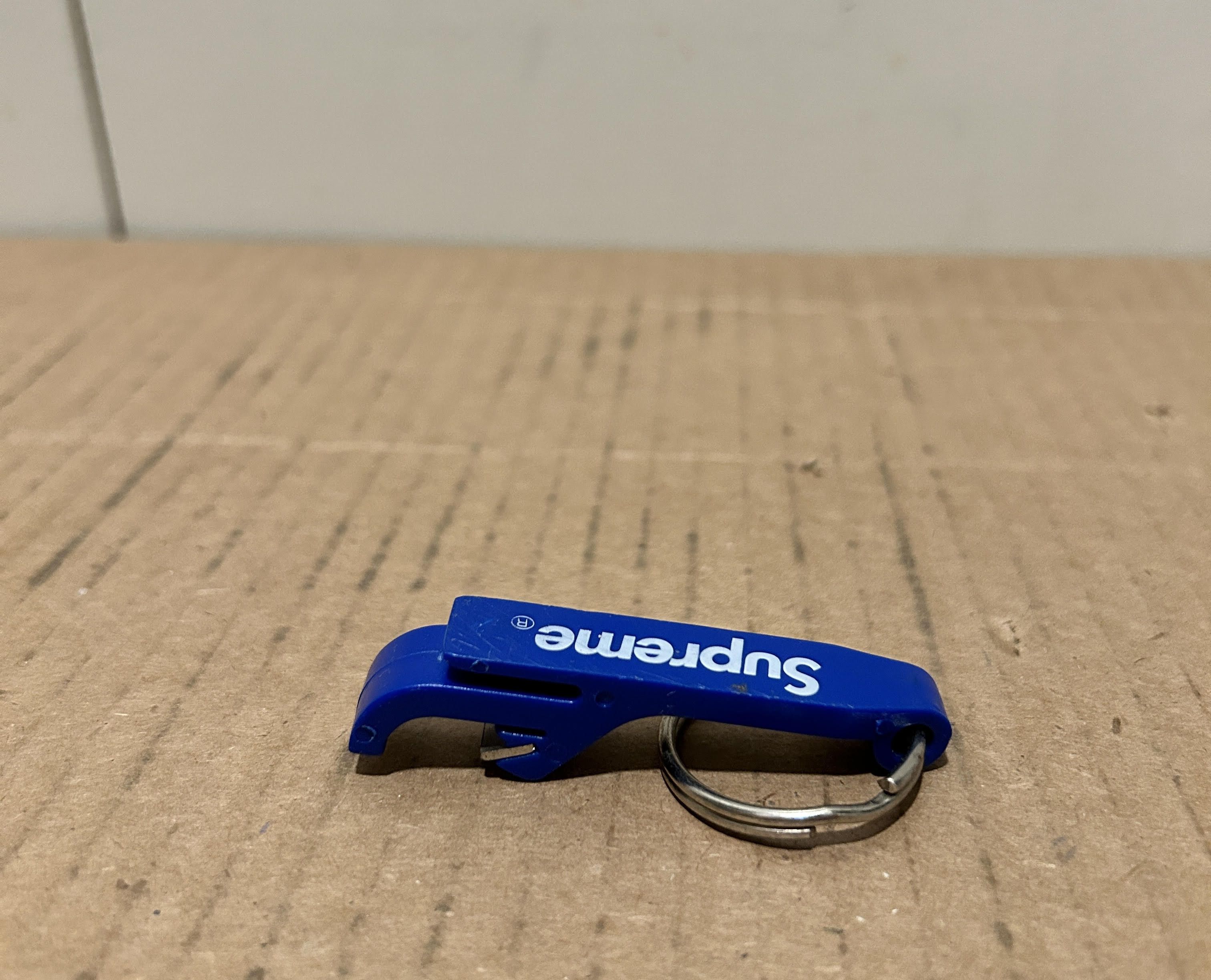 Supreme supreme bottle opener logo blue keychain Size ONE SIZE - 2 Thumbnail