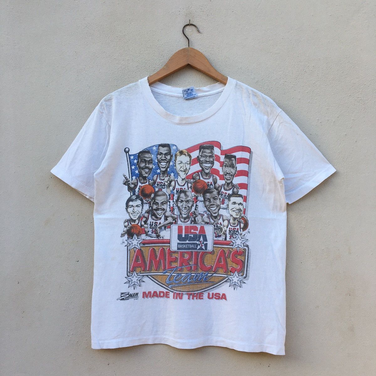 Vintage 1991 USA Basketball “America’s Team” outlet Made In The USA Dream Team T-Shirt