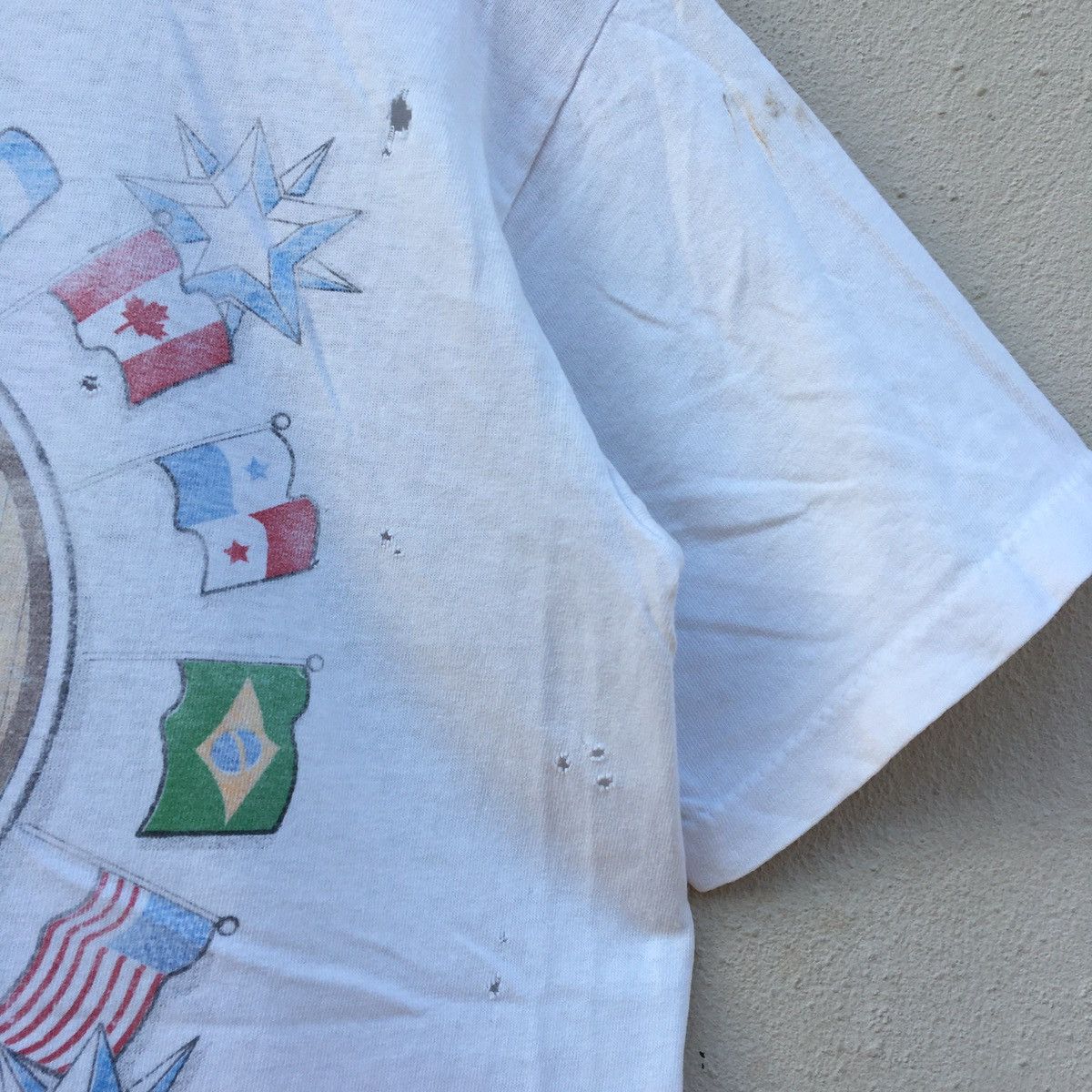 NBA Vintage Distressed 92 USA BASKETBALL AMERICA’S TEAM T-shirt Size US M / EU 48-50 / 2 - 16 Thumbnail