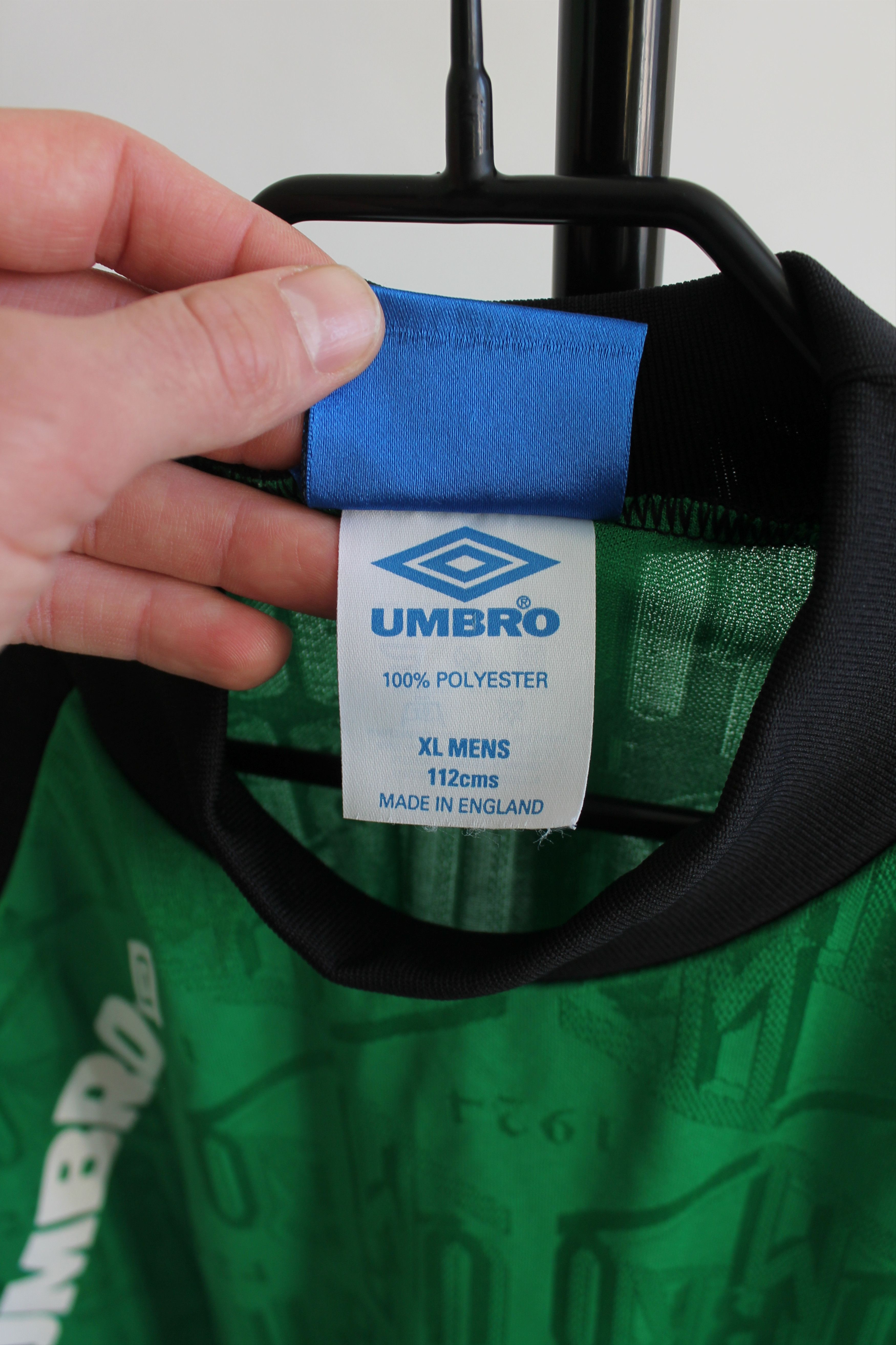 Other 90's UMBRO Goalkeeper Jersey Shirt Green ENGLAND Size US XL / EU 56 / 4 - 6 Thumbnail