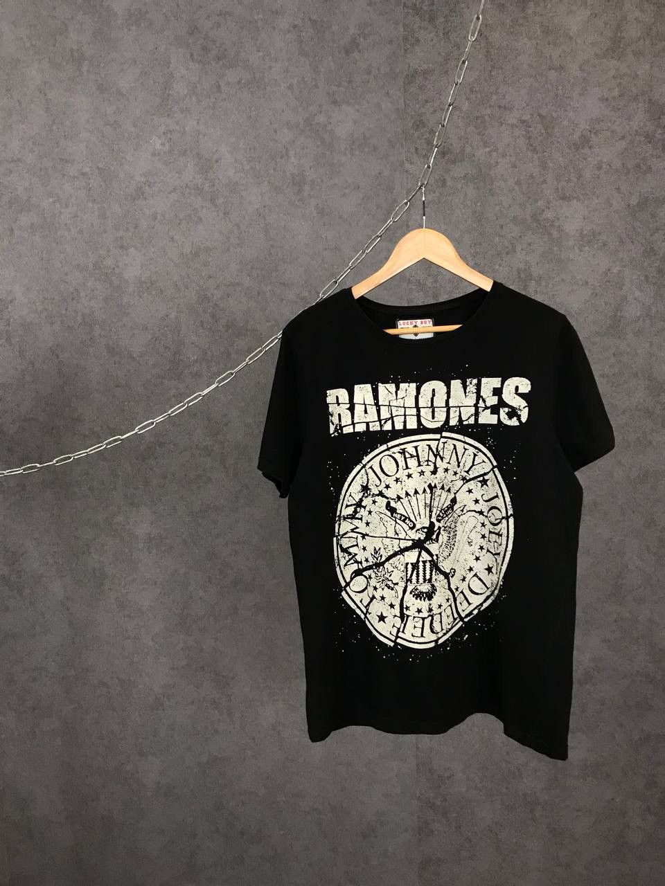 Band Tees Ramones rock band overprinted tee Size US L / EU 52-54 / 3 - 1 Thumbnail