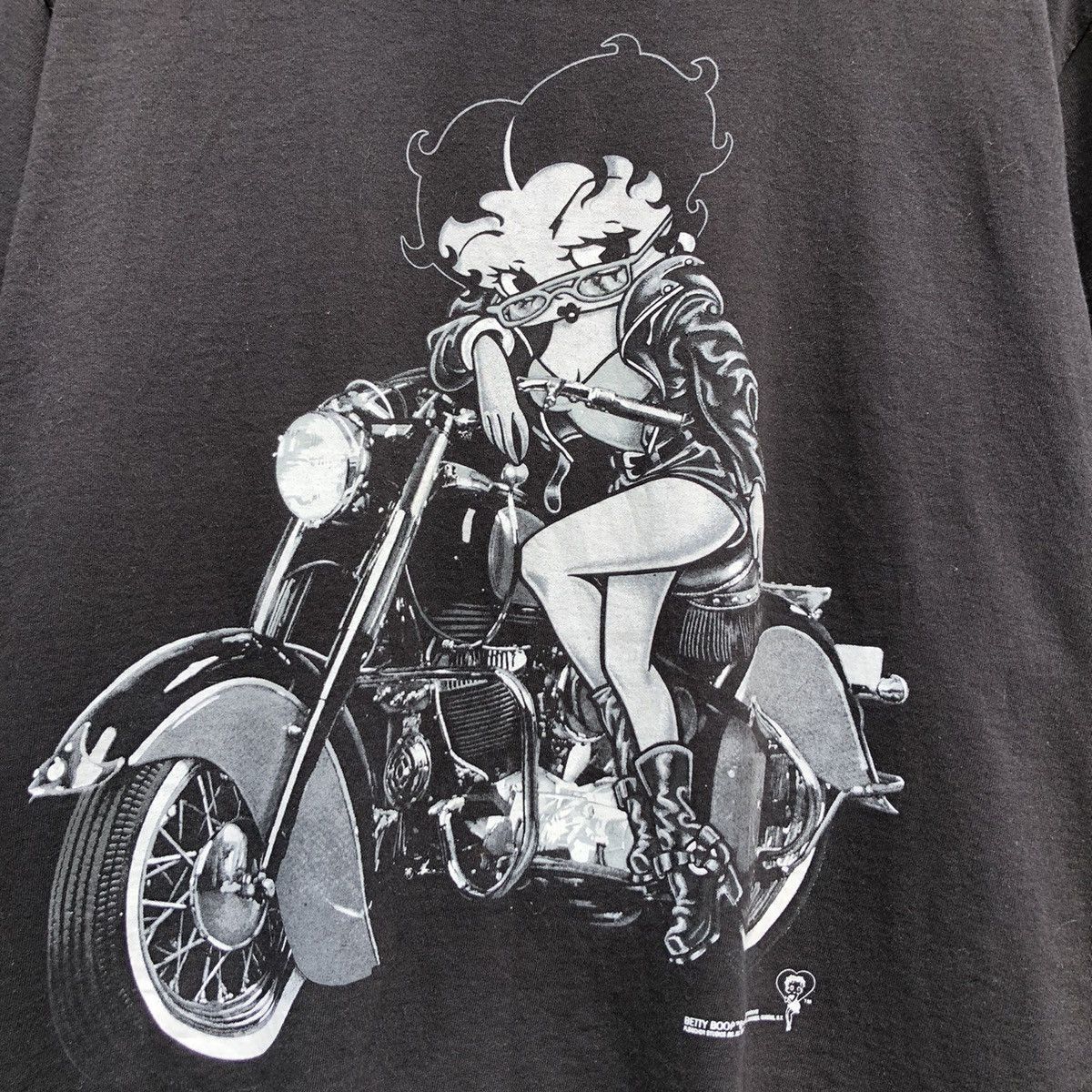 Vintage Vintage 1994 Betty Boop Motorcycle Club Tshirt Size US M / EU 48-50 / 2 - 3 Thumbnail