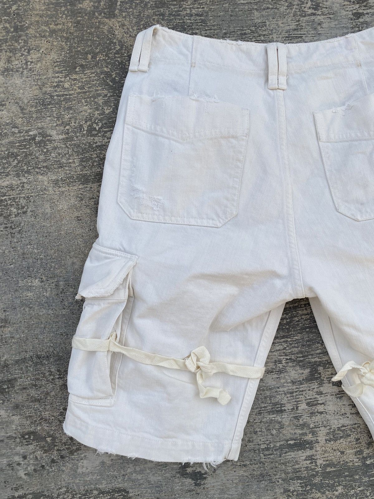 Roar ROAR GUN JAPAN DISTRESSED PUNK COWBOY BONDAGE SHORT CARGO Size US 30 / EU 46 - 14 Thumbnail