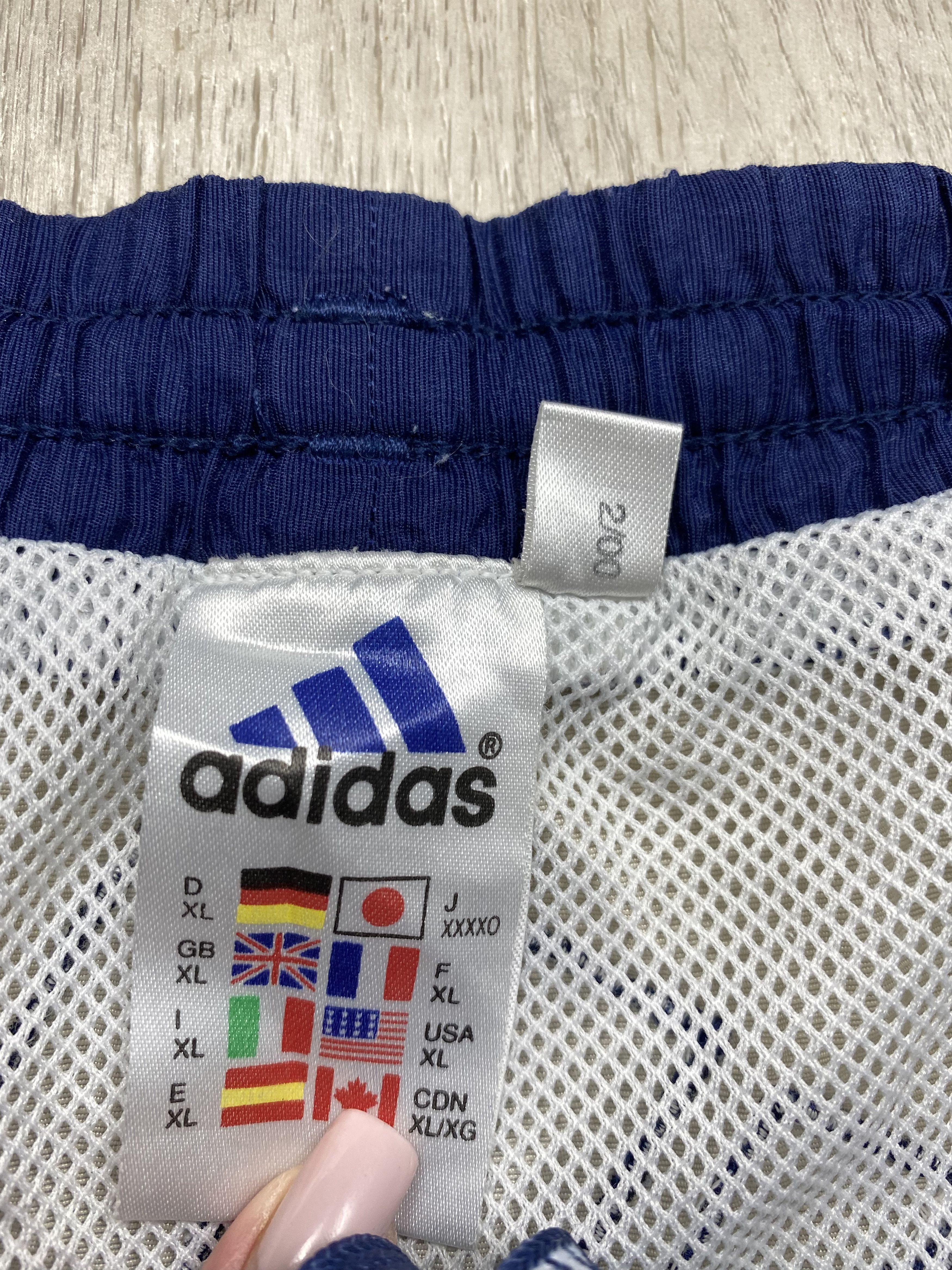 Adidas × Vintage Adidas 90s Vintage Mens Nylon Shorts Size US 36 / EU 52 - 4 Thumbnail