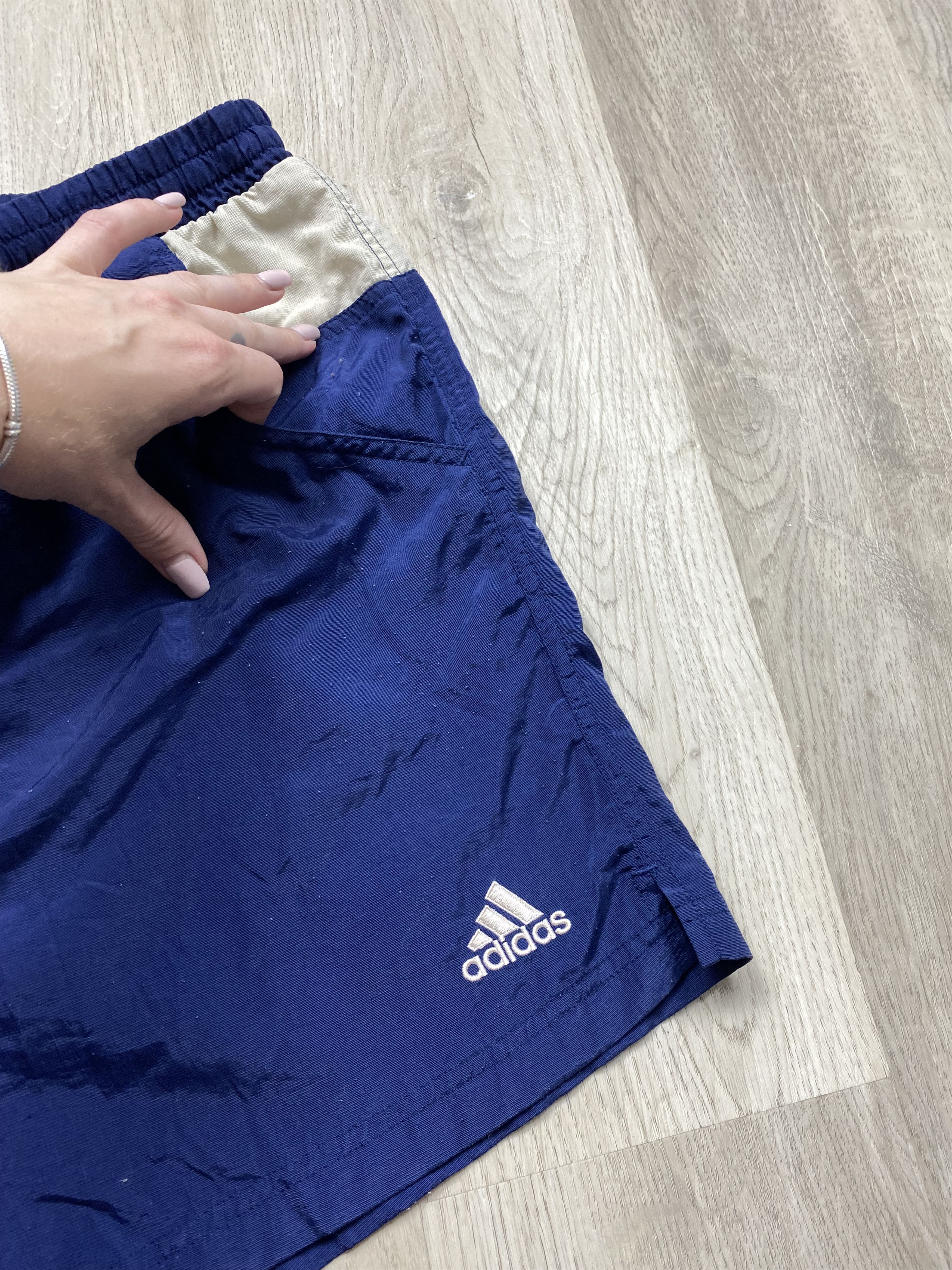 Adidas × Vintage Adidas 90s Vintage Mens Nylon Shorts Size US 36 / EU 52 - 3 Thumbnail