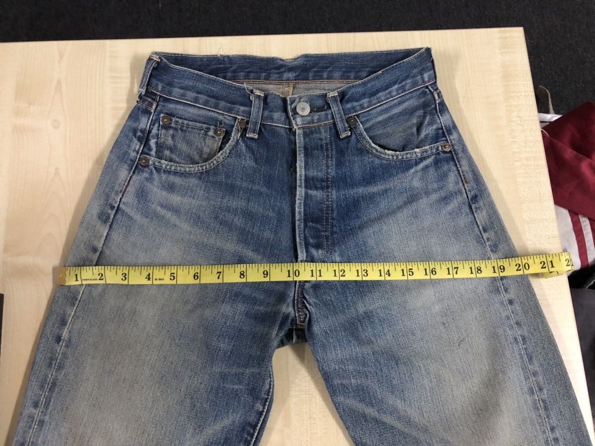 Levi's Vintage Clothing Vtg Levis 501 Selvedge Button J22 Big (E) Distressed Jeans Size US 28 / EU 44 - 20 Thumbnail