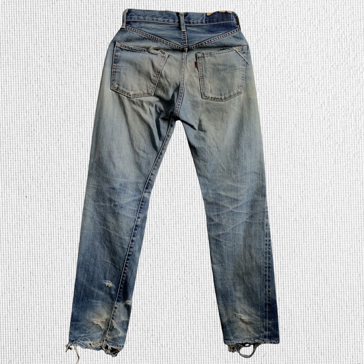 Levi's Vintage Clothing Vtg Levis 501 Selvedge Button J22 Big (E) Distressed Jeans Size US 28 / EU 44 - 2 Thumbnail