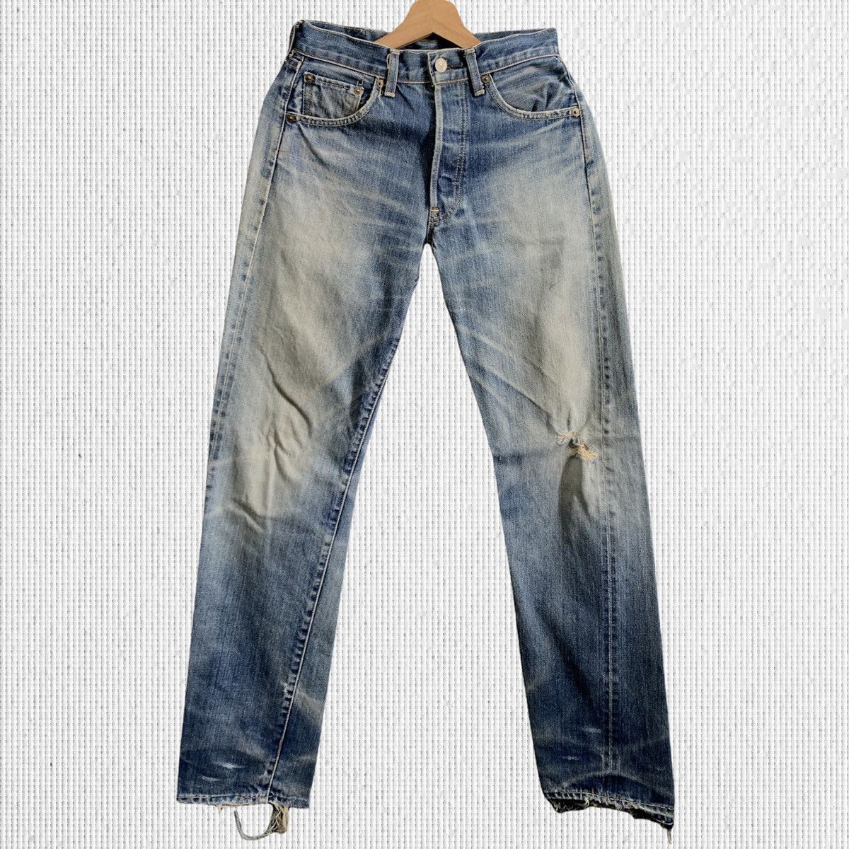 Levi's Vintage Clothing Vtg Levis 501 Selvedge Button J22 Big (E) Distressed Jeans Size US 28 / EU 44 - 1 Thumbnail