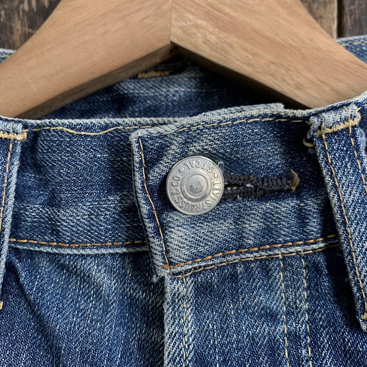 Levi's Vintage Clothing Vtg Levis 501 Selvedge Button J22 Big (E) Distressed Jeans Size US 28 / EU 44 - 5 Thumbnail