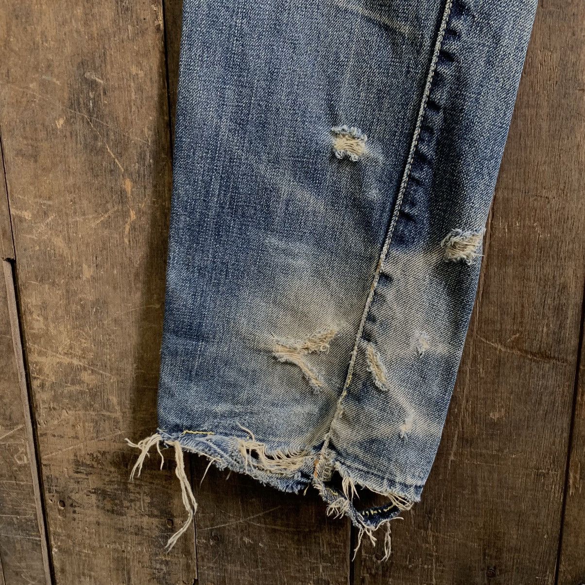 Levi's Vintage Clothing Vtg Levis 501 Selvedge Button J22 Big (E) Distressed Jeans Size US 28 / EU 44 - 14 Thumbnail
