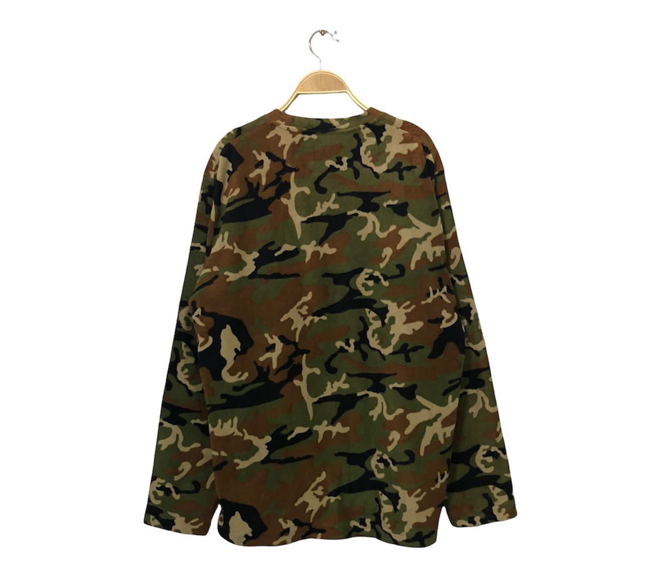 Andy Warhol × Vintage Vintage Andy Warhol X Uniqlo Camo Fleece Sweater Size US M / EU 48-50 / 2 - 5 Thumbnail