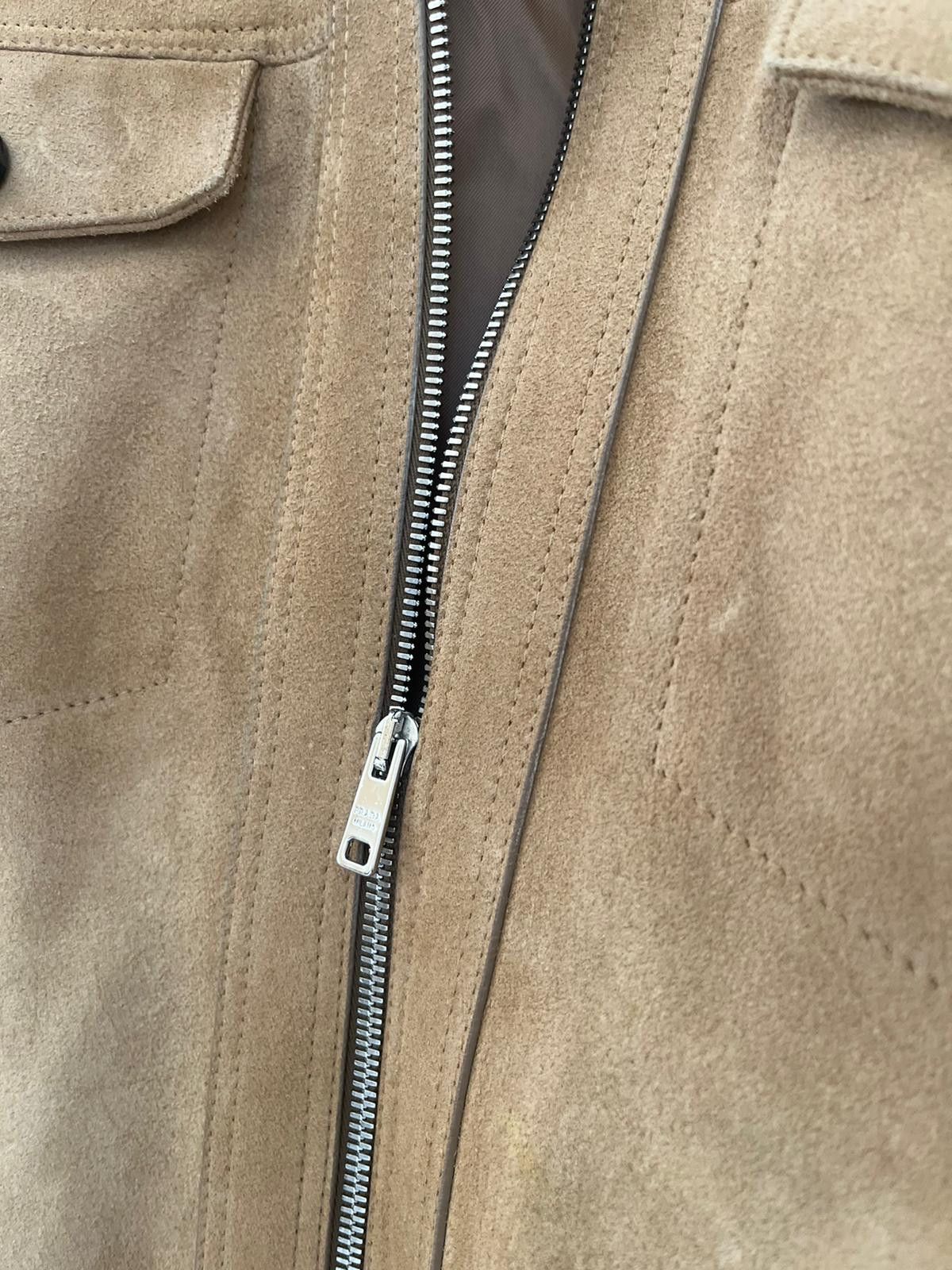 Prada Classic Suede Jacket in Camel Size US L / EU 52-54 / 3 - 10 Thumbnail