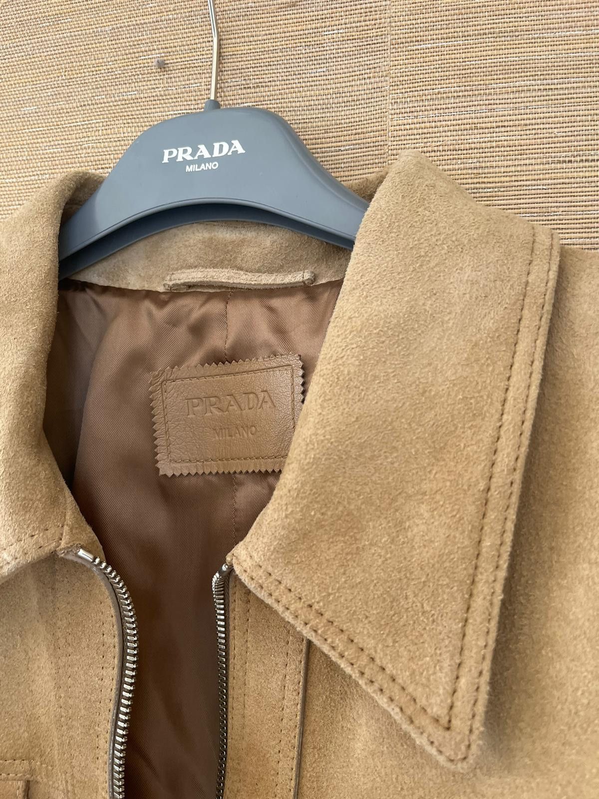 Prada Classic Suede Jacket in Camel Size US L / EU 52-54 / 3 - 11 Thumbnail