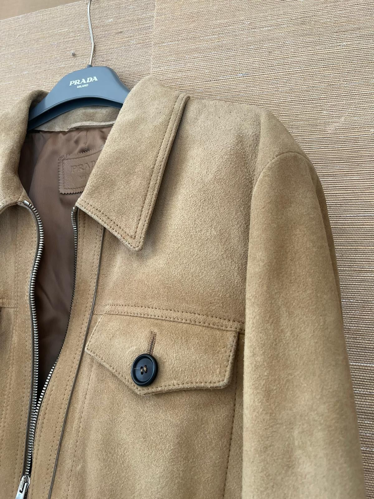 Prada Classic Suede Jacket in Camel Size US L / EU 52-54 / 3 - 8 Thumbnail